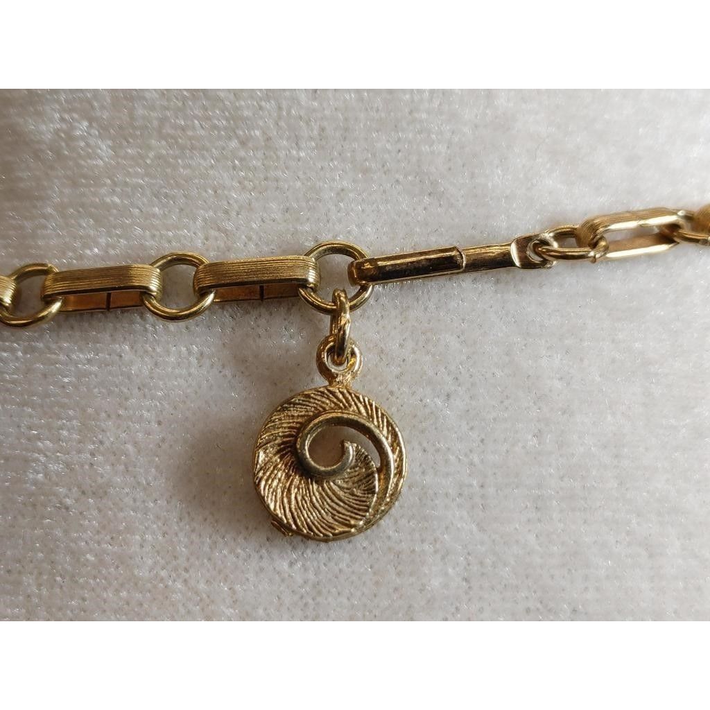 Other Vintage Women's Beautiful Gold Tone LISNER Leaf Necklace Size ONE SIZE - 19 Thumbnail