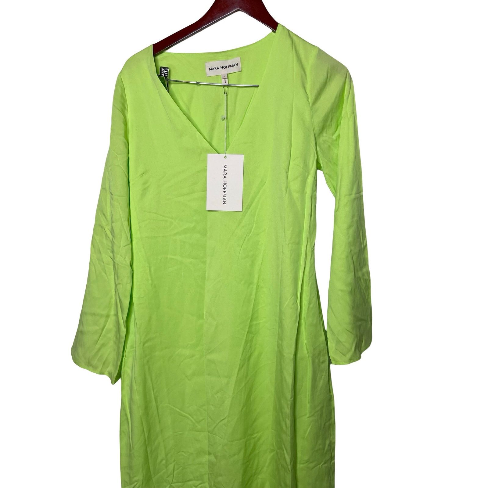 Mara Hoffman NWT MARA HOFFMAN Naliyah V-Neck Midi Dress in neon green 6 Size M / US 6-8 / IT 42-44 - 4 Thumbnail