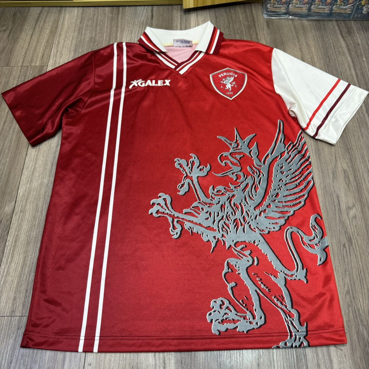Vintage Perugia 98/99 player issue home shirt #7 nakata Size US L / EU 52-54 / 3 - 1 Thumbnail