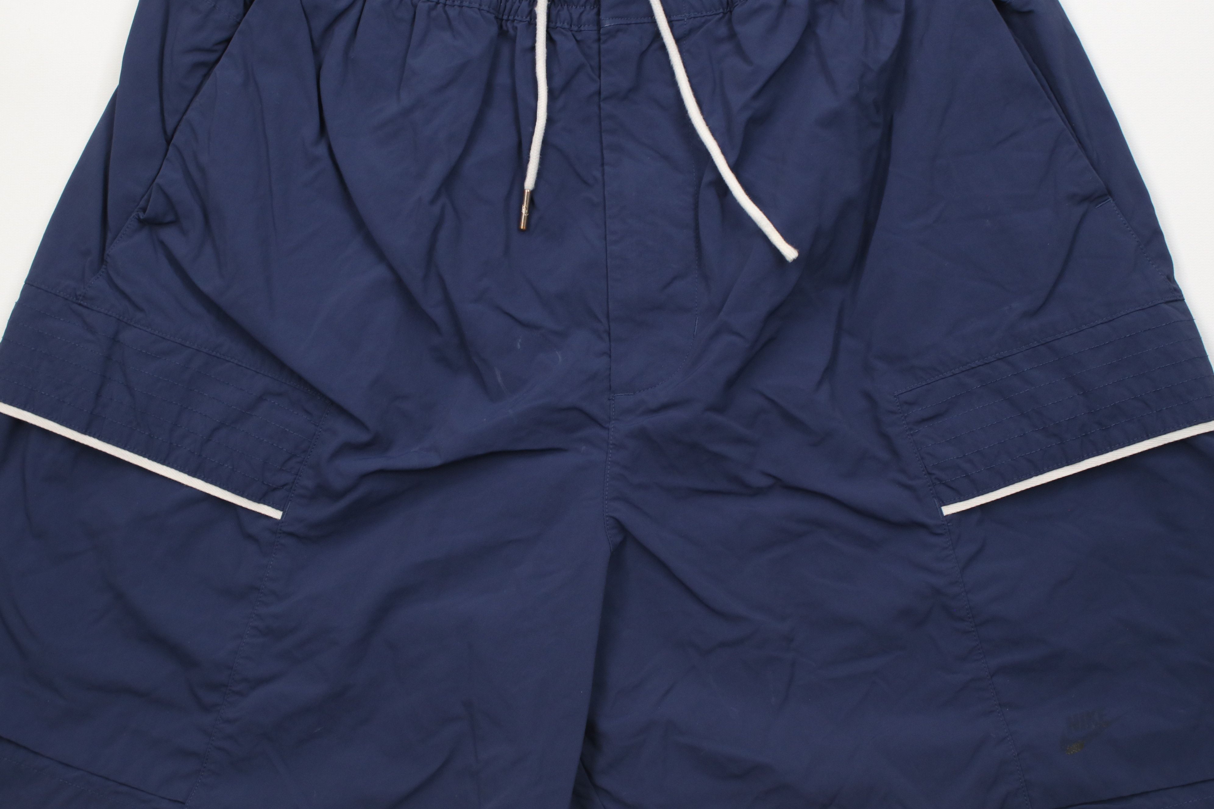 Nike Vintage Y2K Nike Above Knee Windbreaker Cargo Shorts Blue Size US 36 / EU 52 - 3 Thumbnail