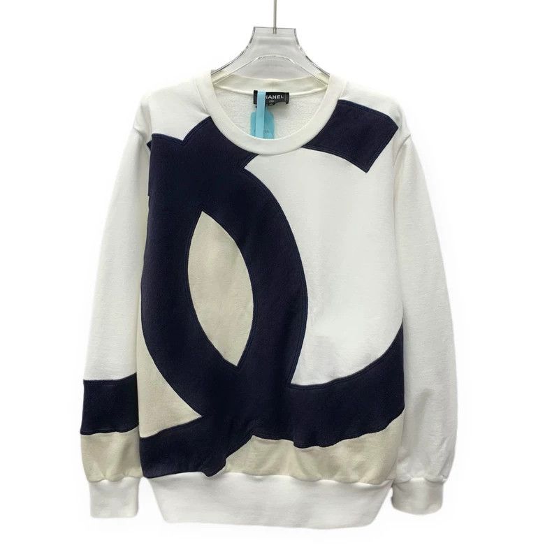 Chanel Chanel White logo printed cotton round-neck long-sleeved s Size M / US 6-8 / IT 42-44 - 1 Thumbnail