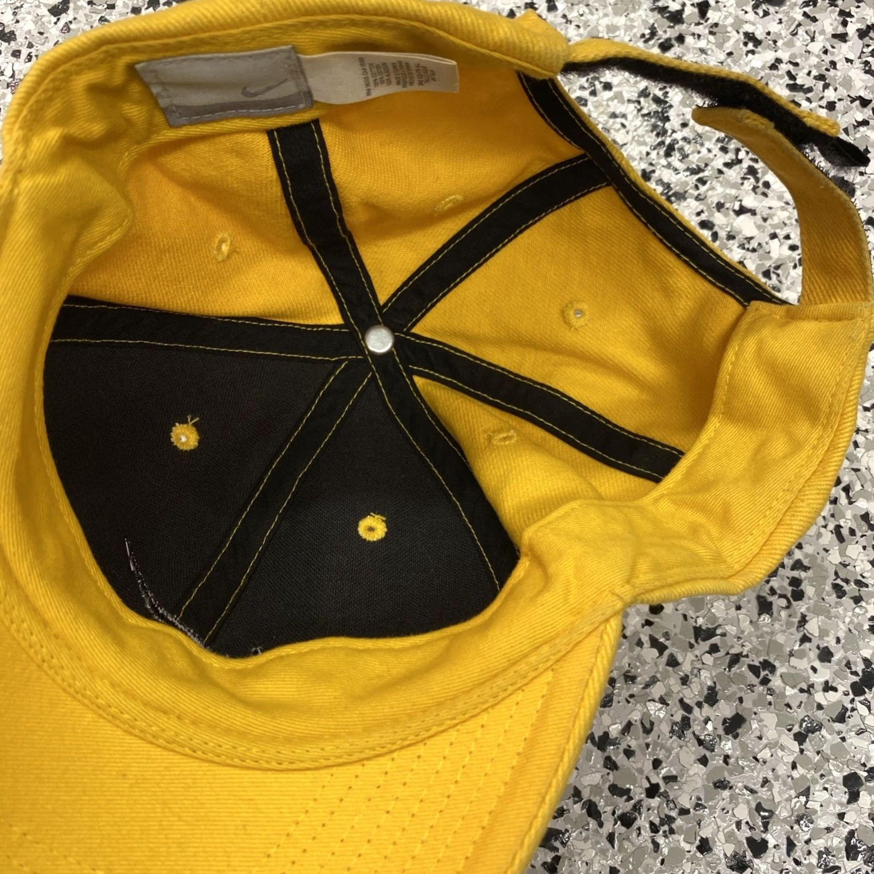 Nike VINTAGE Nike Baseball Cap Hat Mens One Size Yellow Adjustable 90s Center Check Swoosh Dad Cap Size ONE SIZE - 6 Thumbnail