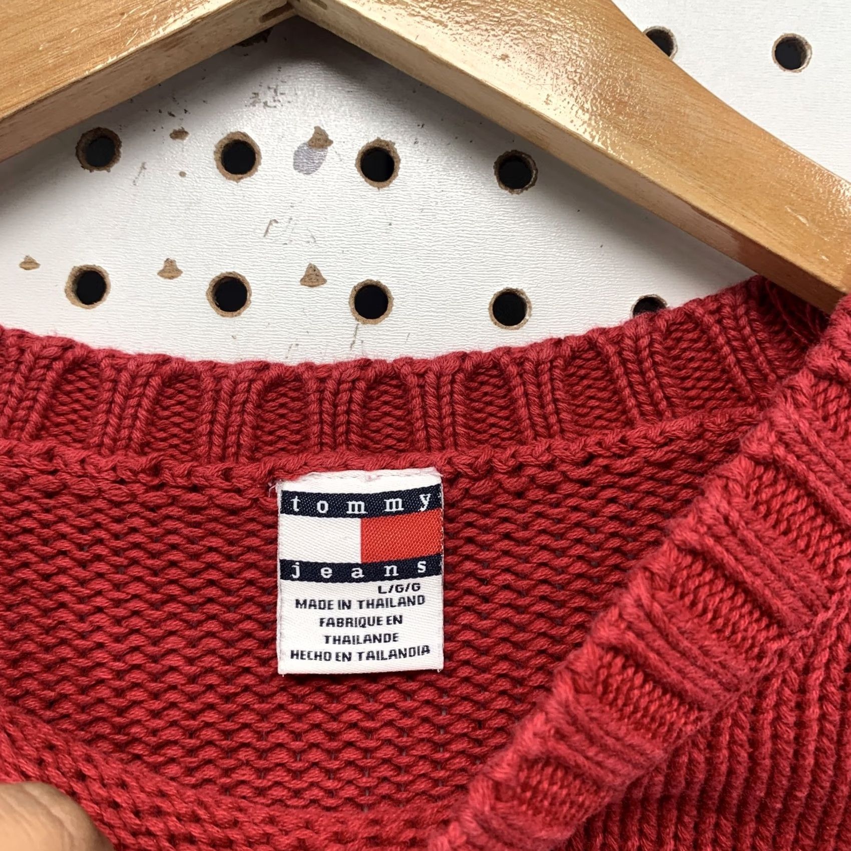 Tommy Hilfiger VINTAGE Tommy Jeans Sweater Womens Red L Knit Crew Neck Long Sleeve Size L / US 10 / IT 46 - 2 Thumbnail