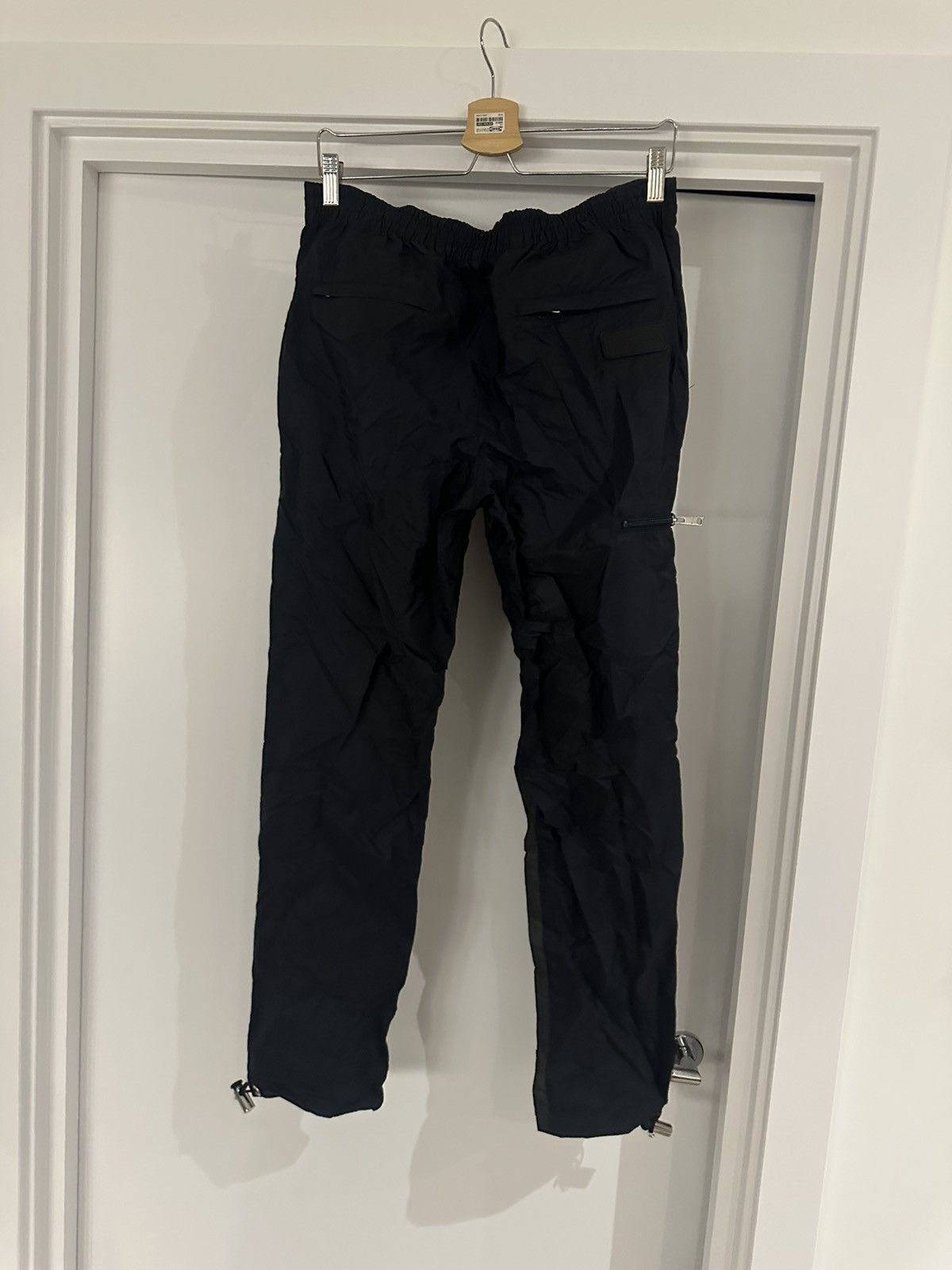 Prada Prada nylon trousers W32 Size US 32 / EU 48 - 2 Thumbnail