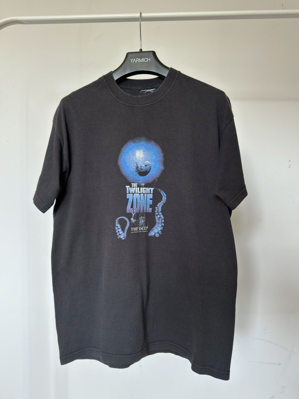 Band Tees Vintage 90s The Twilight Zone "The Deep" Movie Faded Tee Size US L / EU 52-54 / 3 - 1 Thumbnail
