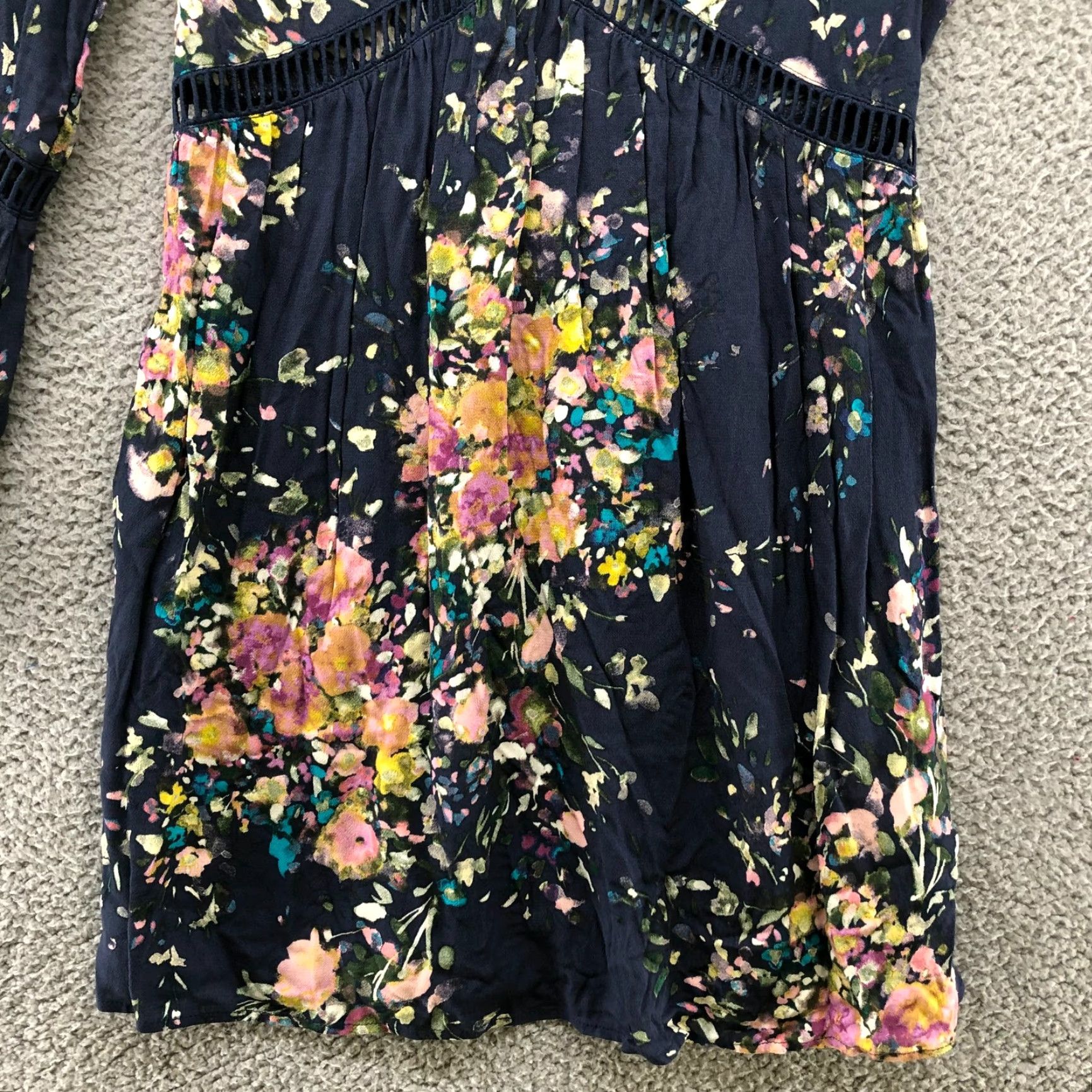 Bell Lovestitch Dress Bell Sleeve Floral Blue V-Neck A-Line Mini S Boho Bohemian Womens Size S Size S / US 4 / IT 40 - 4 Thumbnail