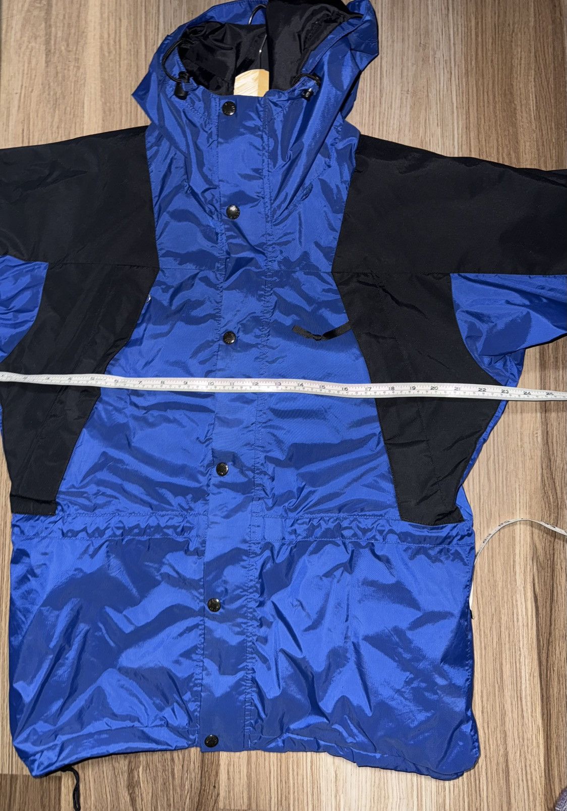 The North Face Vintage North Face Gore-Tex Jacket Men’s Mountain Light Size US M / EU 48-50 / 2 - 7 Thumbnail