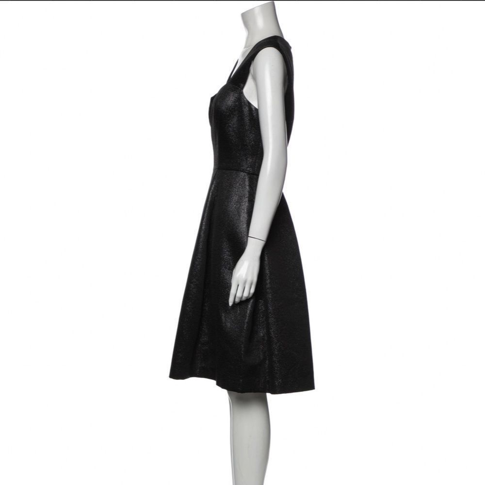 Halston Heritage SZ 12 Metallic Cap Sleeve Cut Out Fit and F