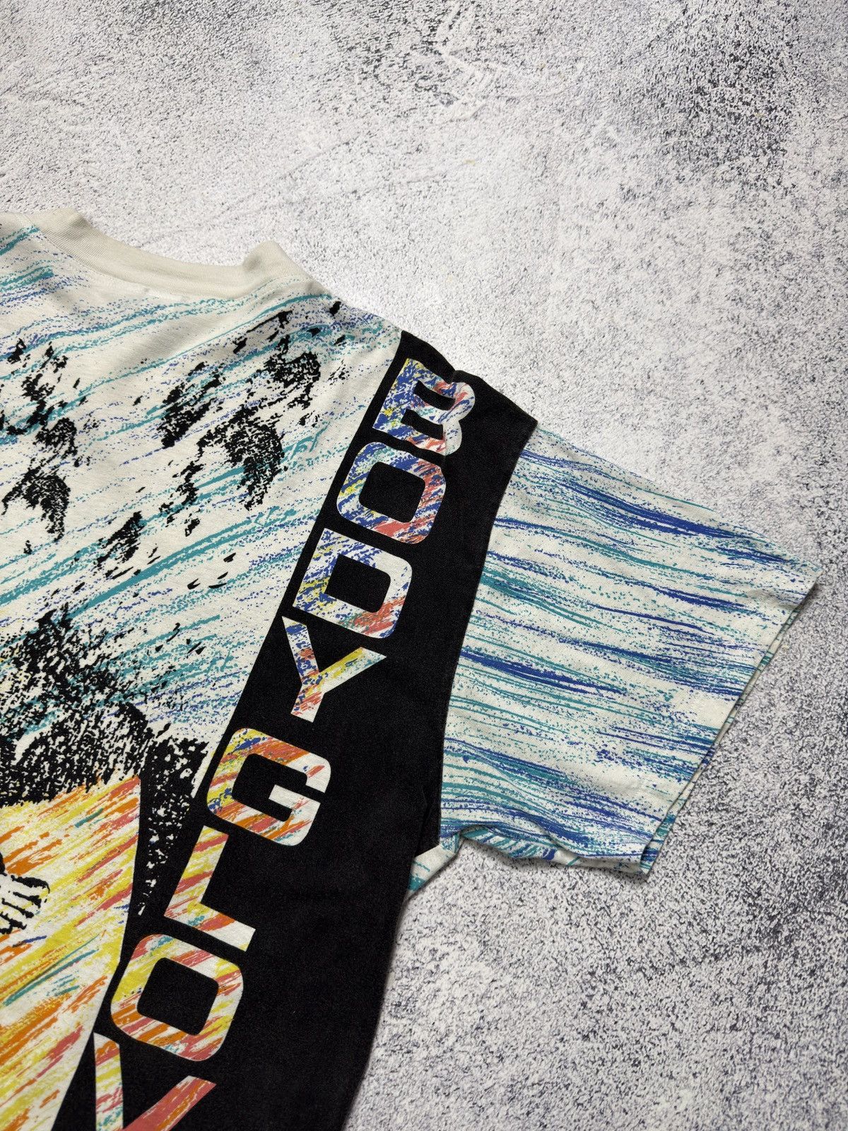 Body Glove VTG 1989 Body Glove All Over Print Single Stitch Surfing Tee Size US L / EU 52-54 / 3 - 14 Thumbnail
