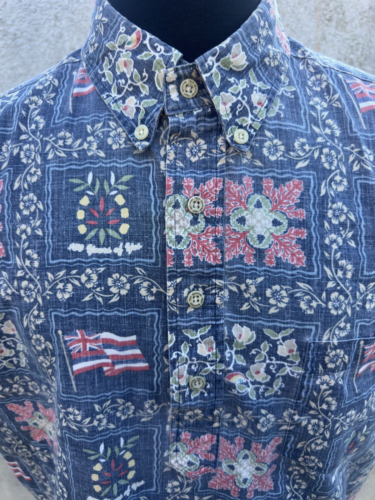 Reyn Spooner Rare Reyn Spooner Blue First Hawaiian Bank 150 Year Men's L Size US L / EU 52-54 / 3 - 3 Thumbnail