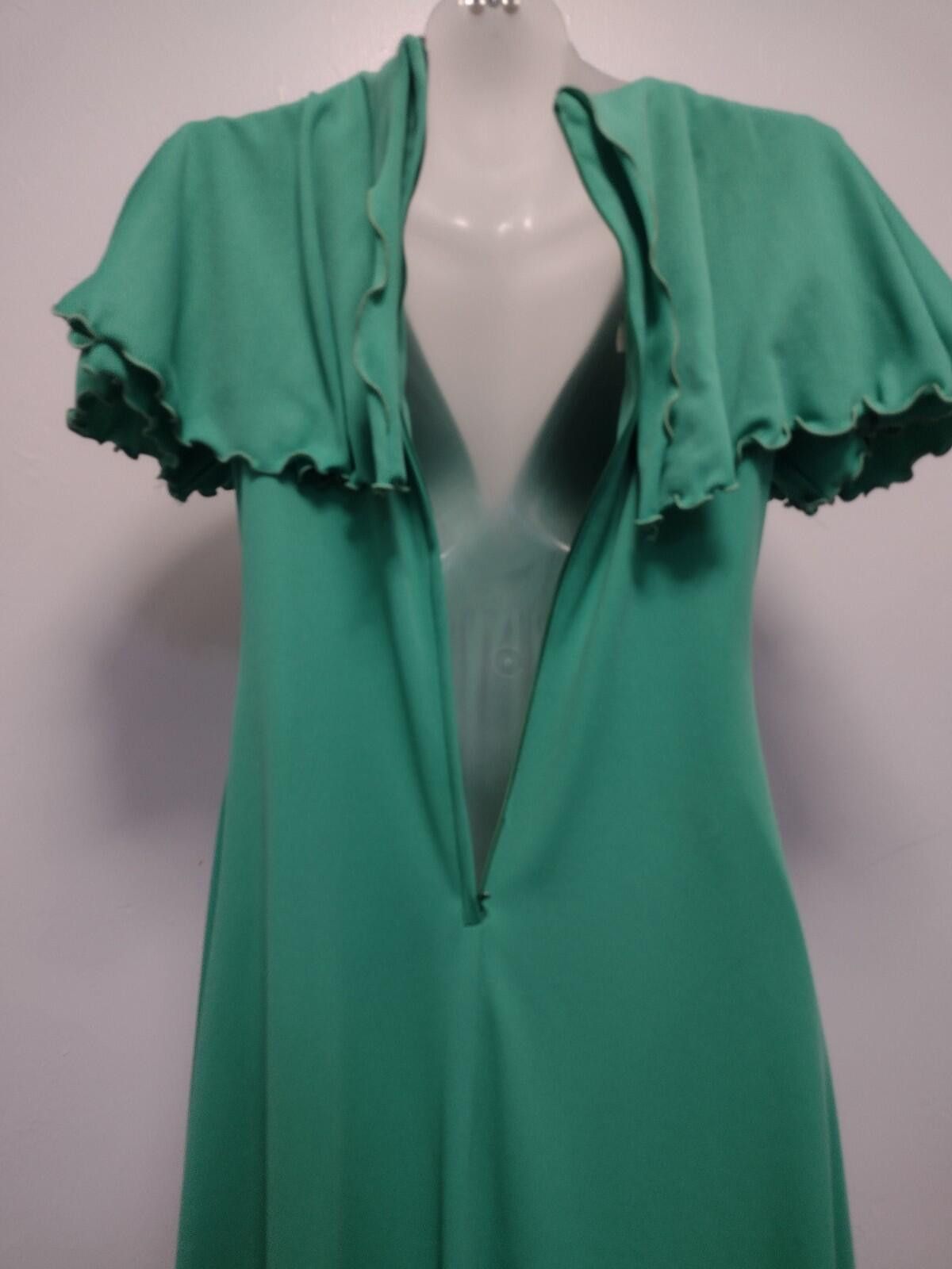 Handmade 70s Green Polyester Empire Waist Maxi Dress Flutter Sleeve M Size L / US 10 / IT 46 - 9 Thumbnail