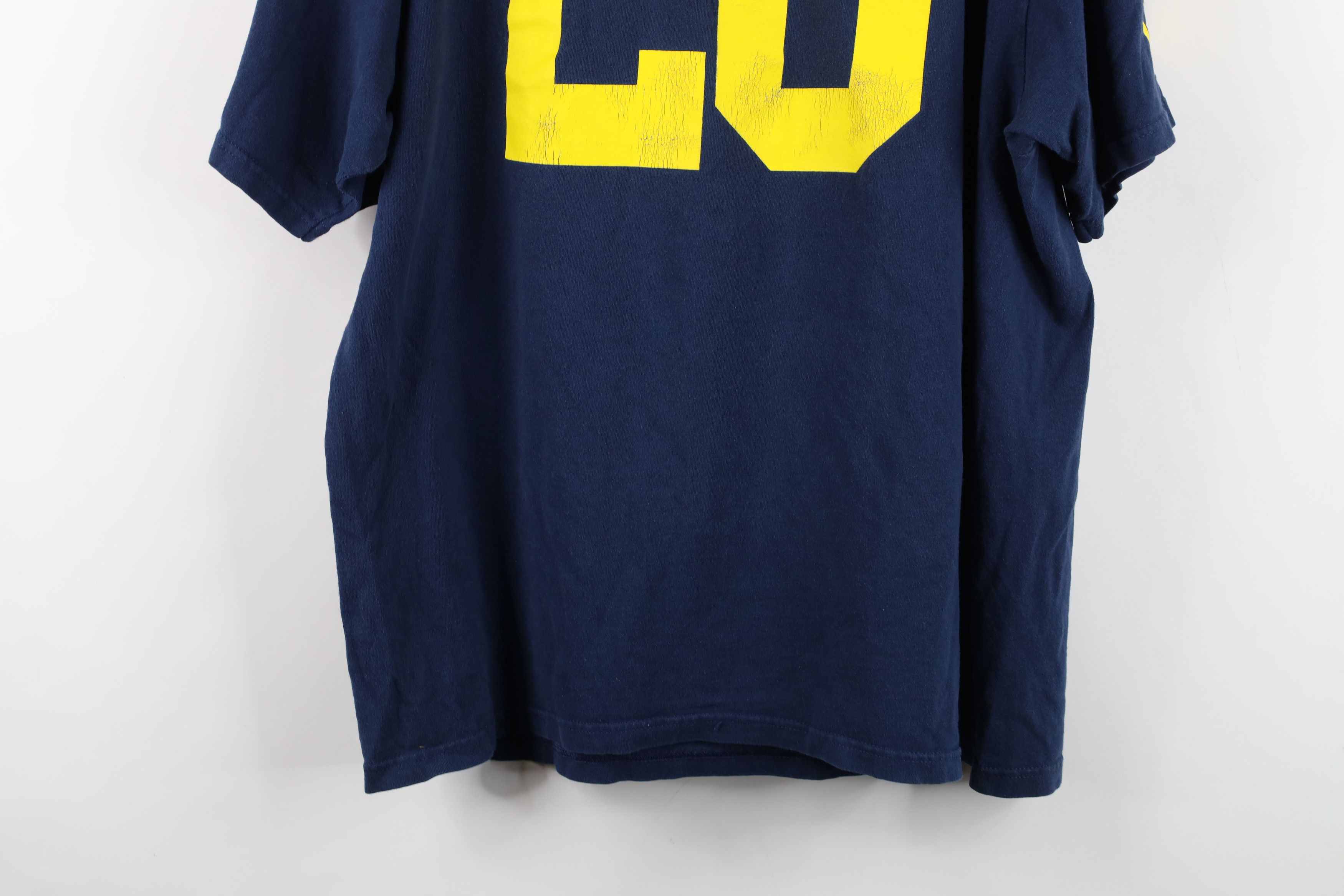 Nike Vintage Nike Swoosh University Michigan Football T-Shirt Size US L / EU 52-54 / 3 - 15 Thumbnail