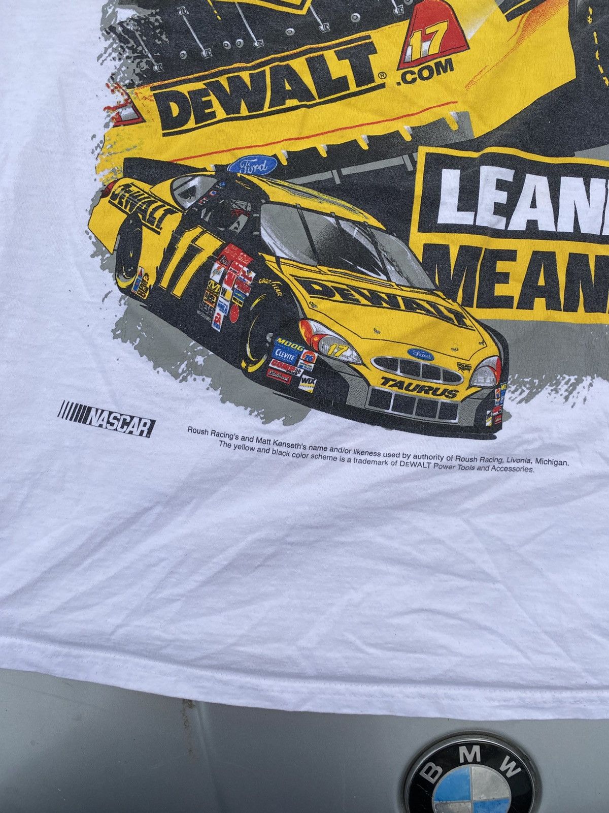 Vintage Vintage DeWalt Nascar 2000s Tee Size US XL / EU 56 / 4 - 5 Thumbnail