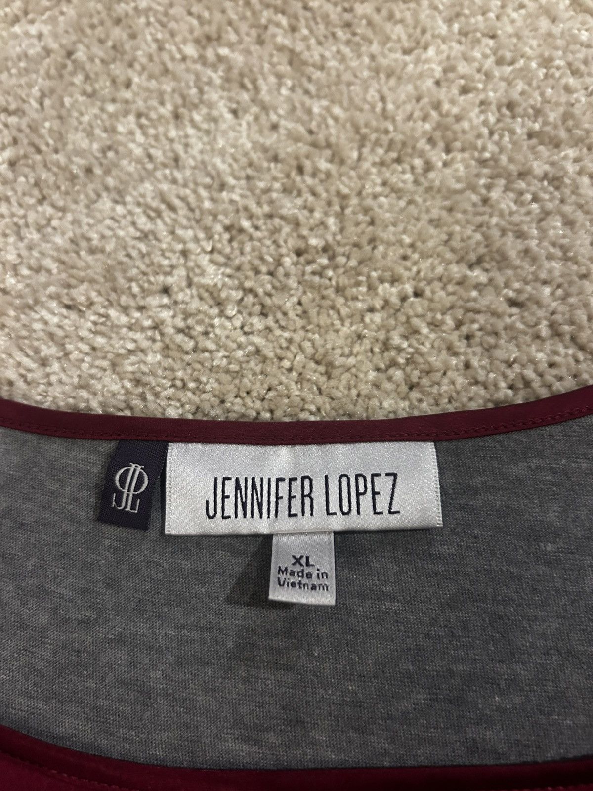 Jennifer Lopez Jennifer Lopez Women’s Purple Grey Satin Blouse Sz. XL Size XL / US 12-14 / IT 48-50 - 4 Thumbnail
