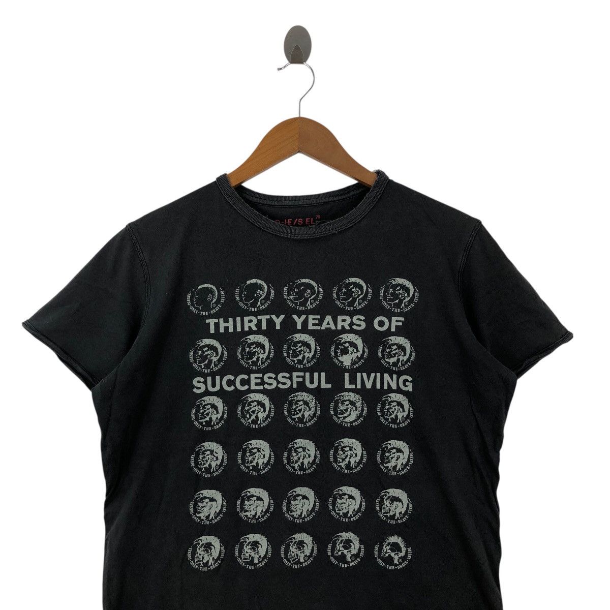 Diesel DIESEL T-Shirt Big Logo Size M Tribal Style Size US M / EU 48-50 / 2 - 2 Thumbnail