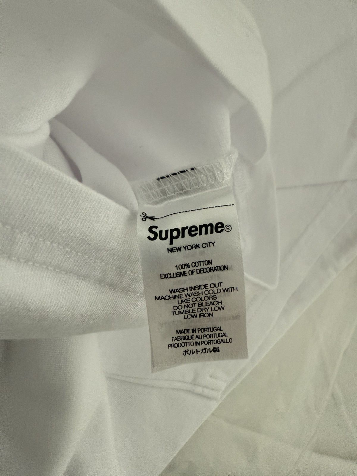 Supreme Supreme small logo white tee medium Size US M / EU 48-50 / 2 - 4 Thumbnail