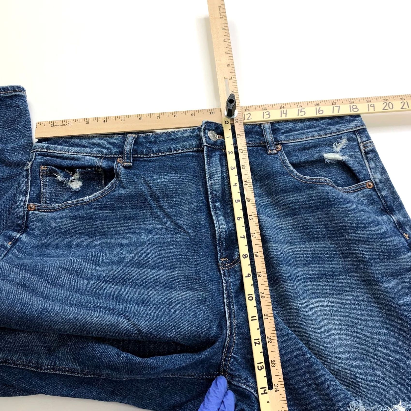American Eagle Outfitters American Eagle Outfitters Mom Straight Jean 18 High Rise Stretch Denim Blue 37W 27L Adult Womens Jeans Regular Stretch Belt Loops 5-Pocket Size 40" / US 18 - 6 Thumbnail