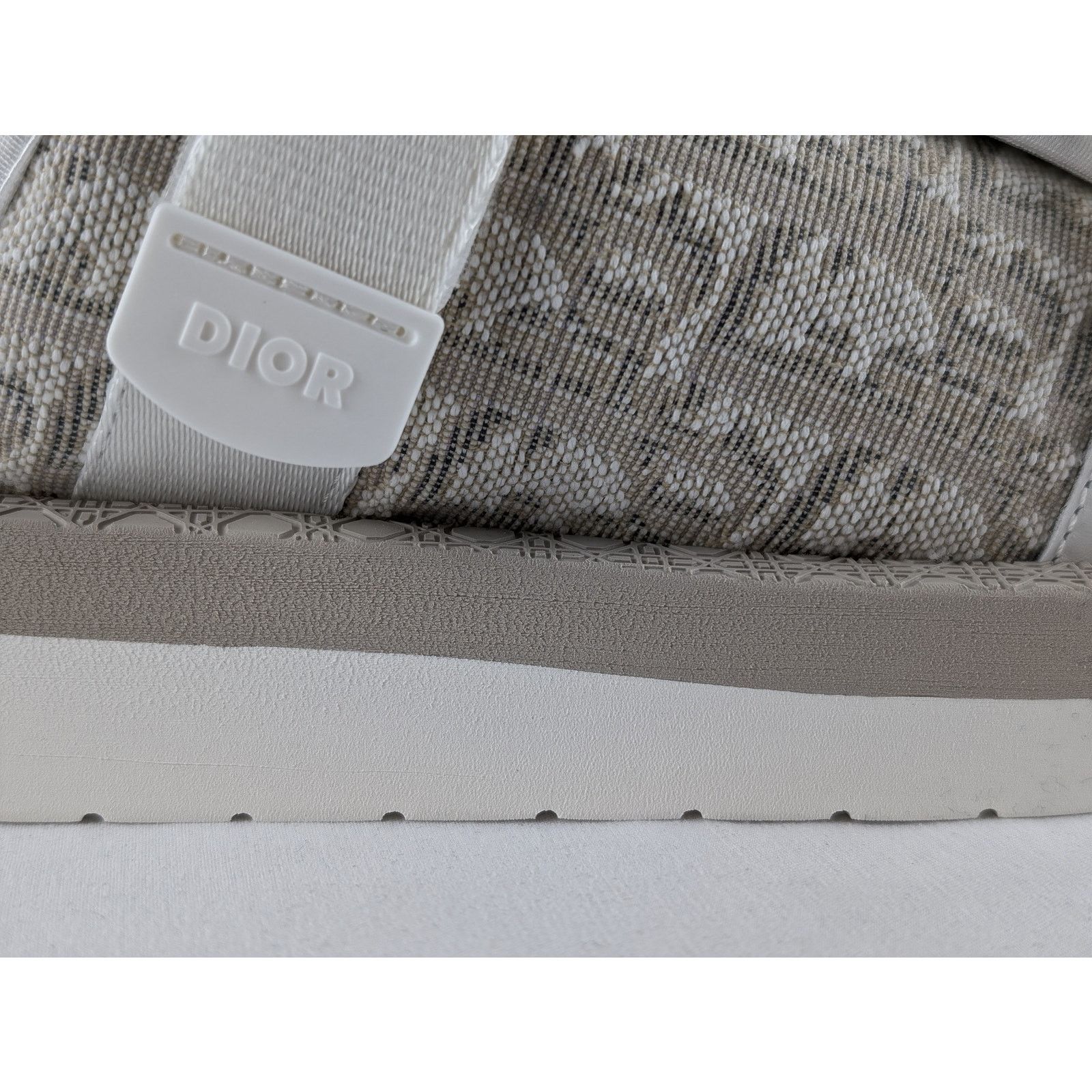 Dior o1rshd1 Sandal M-Alpha Sandal in Beige/White Size US 7 / EU 40 - 5 Thumbnail