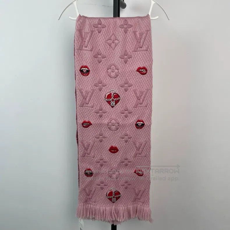 Louis Vuitton Louis Vuitton Pink cashmere scarf Size ONE SIZE - 1 Thumbnail