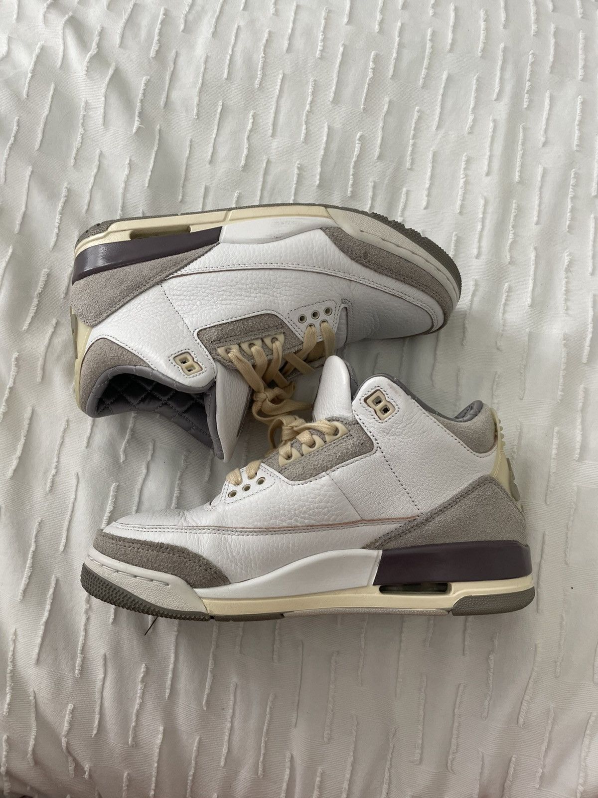 A Ma Maniere × Jordan Brand A Ma Maniere Jordan 3 Retro Raised by Women 8w Size US 8 / IT 38 - 2 Thumbnail