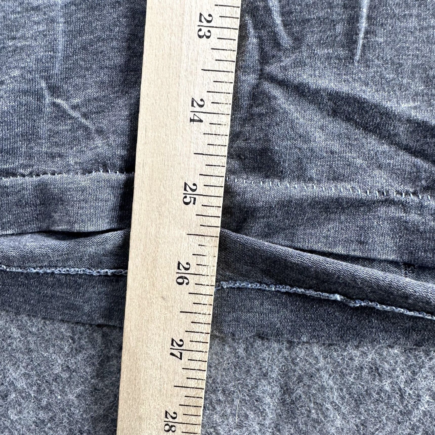 Hanes VINTAGE S & D Mason Contractors Shirt Mens Medium 50/50 Made USA Distressed 90s Size US L / EU 52-54 / 3 - 6 Thumbnail