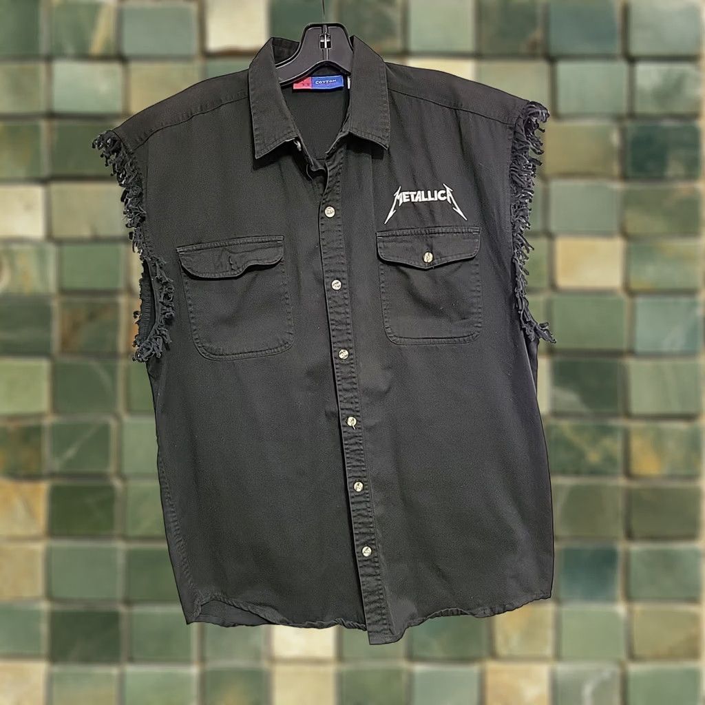 Vintage VINTAGE Cotton Heritage Mens Vest Shirt Black 90s Logo Embroidered Skull Button Up Size M Black Mens Vest Size US M / EU 48-50 / 2 - 1 Thumbnail