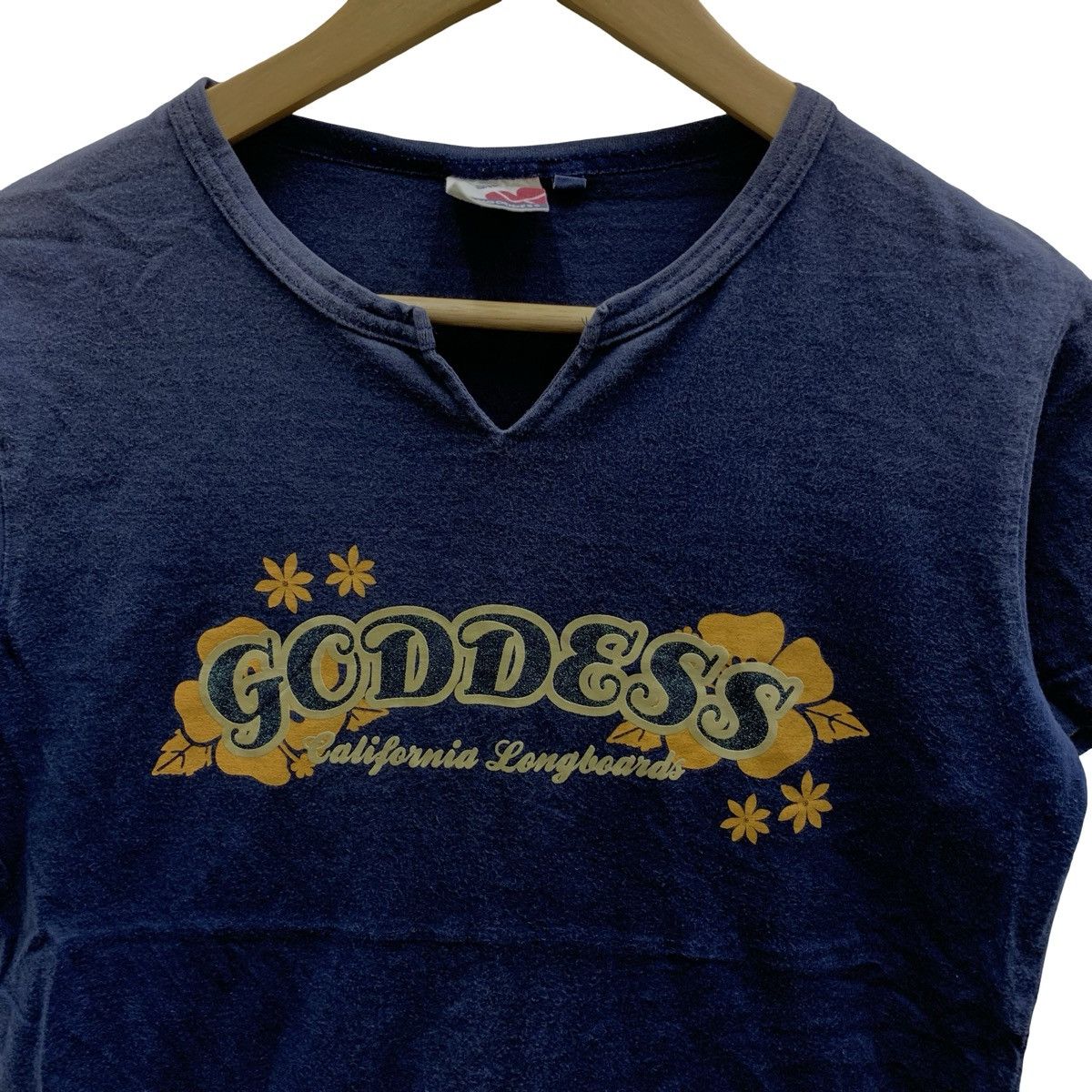 Vintage Vintage Goddess California Longboards Graphic Tee Floral Size L / US 10 / IT 46 - 6 Thumbnail