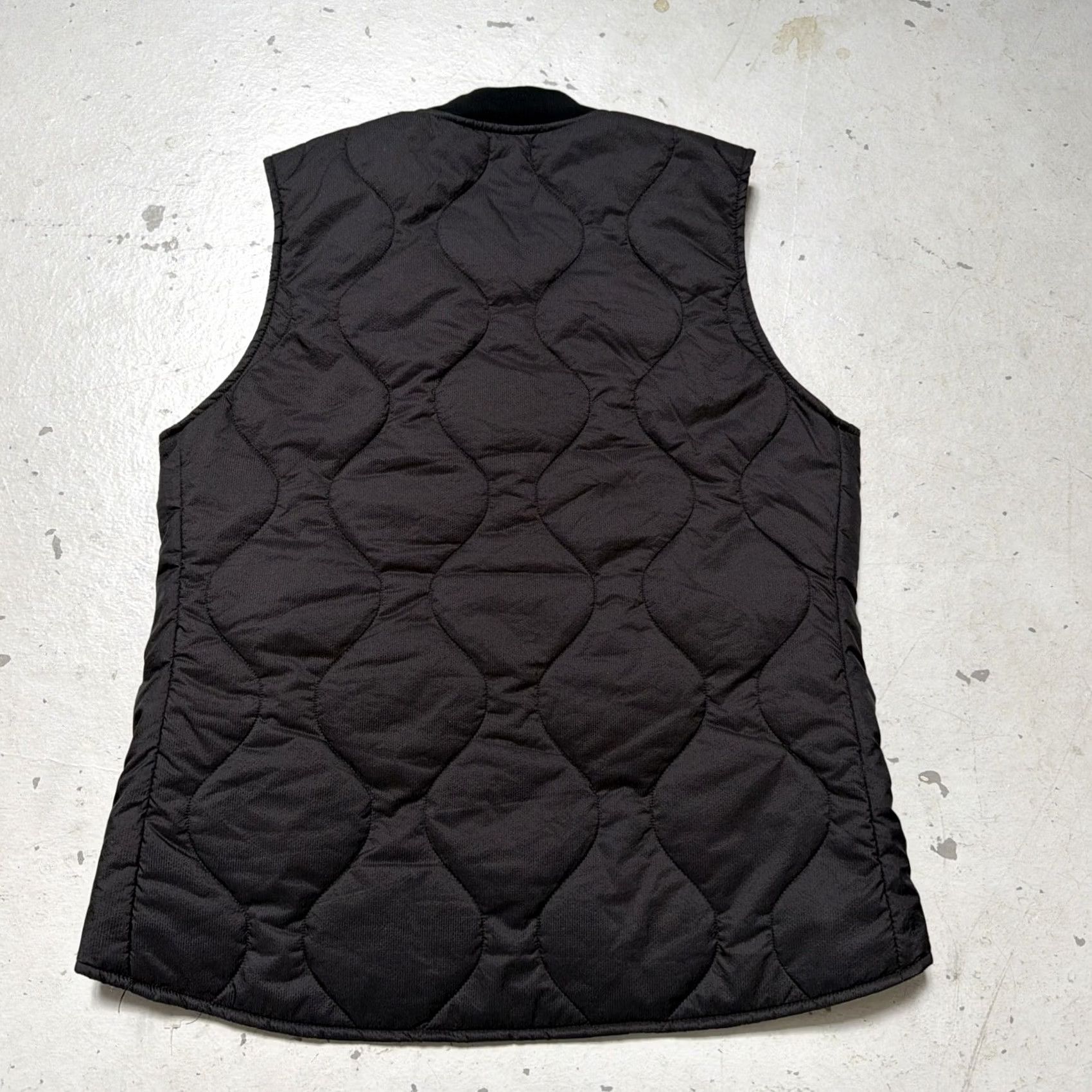 Vintage Wings & Horns Vest M Black Quilted Insulated Puffer Military Style Made Canada Size US M / EU 48-50 / 2 - 4 Thumbnail