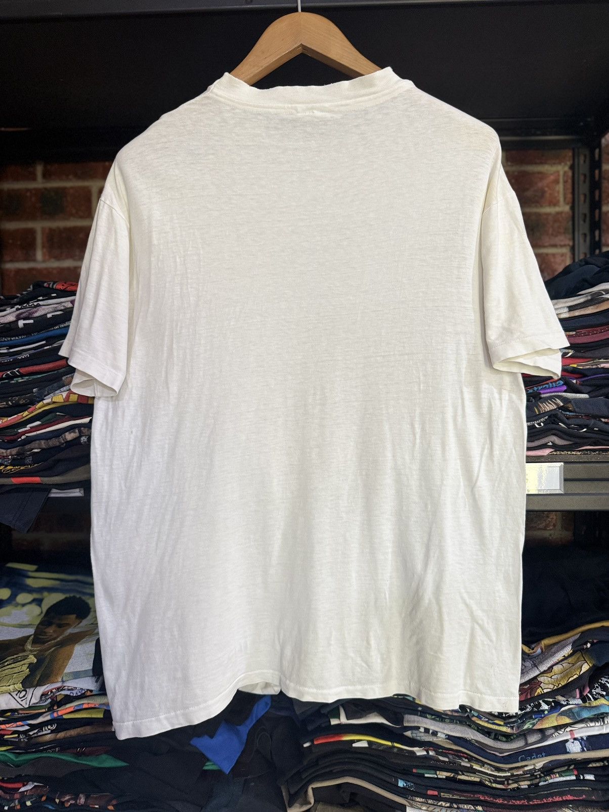Other Thrashed Vintage 90s Jump Ball Gary Patterson Faded Tee Size US L / EU 52-54 / 3 - 10 Thumbnail