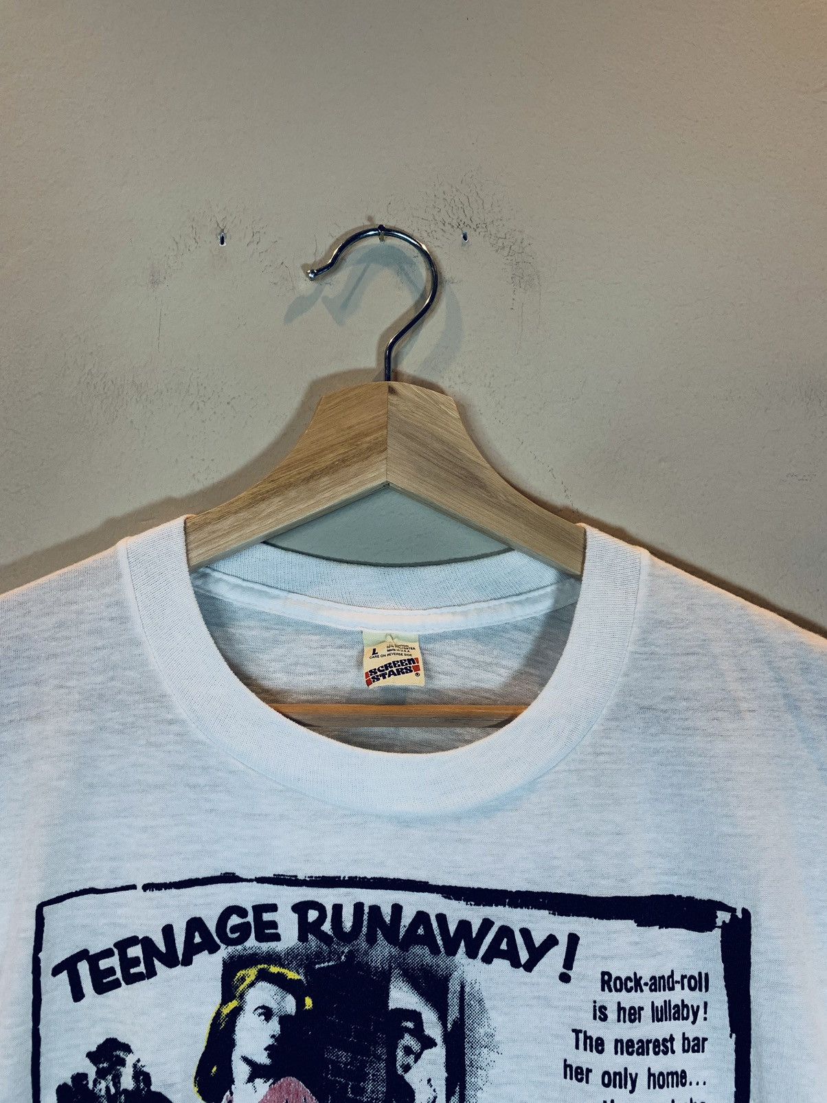 Vintage *RARE* Vintage Live Fast, Die Young Movie 1958 Promo T-Shirt Size US L / EU 52-54 / 3 - 6 Thumbnail
