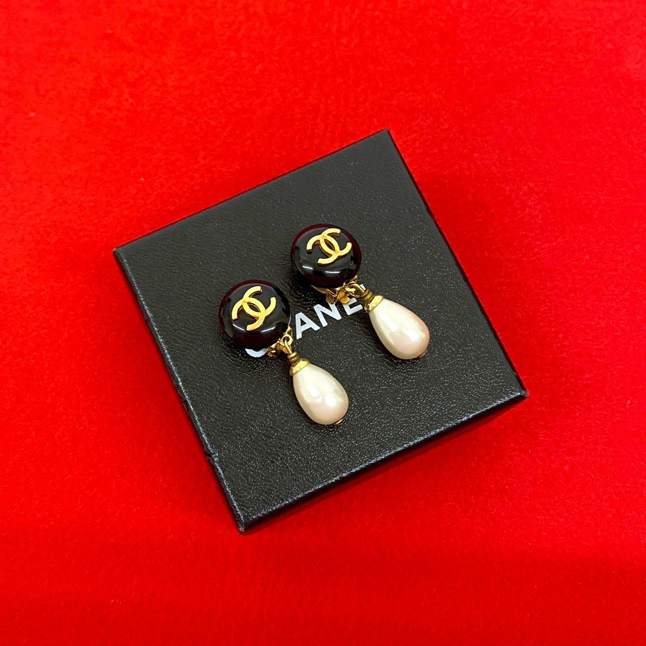 Chanel Chanel Chanel Coco Mark Earrings Metal Earrings DUTY FREE for USA Size ONE SIZE - 1 Thumbnail