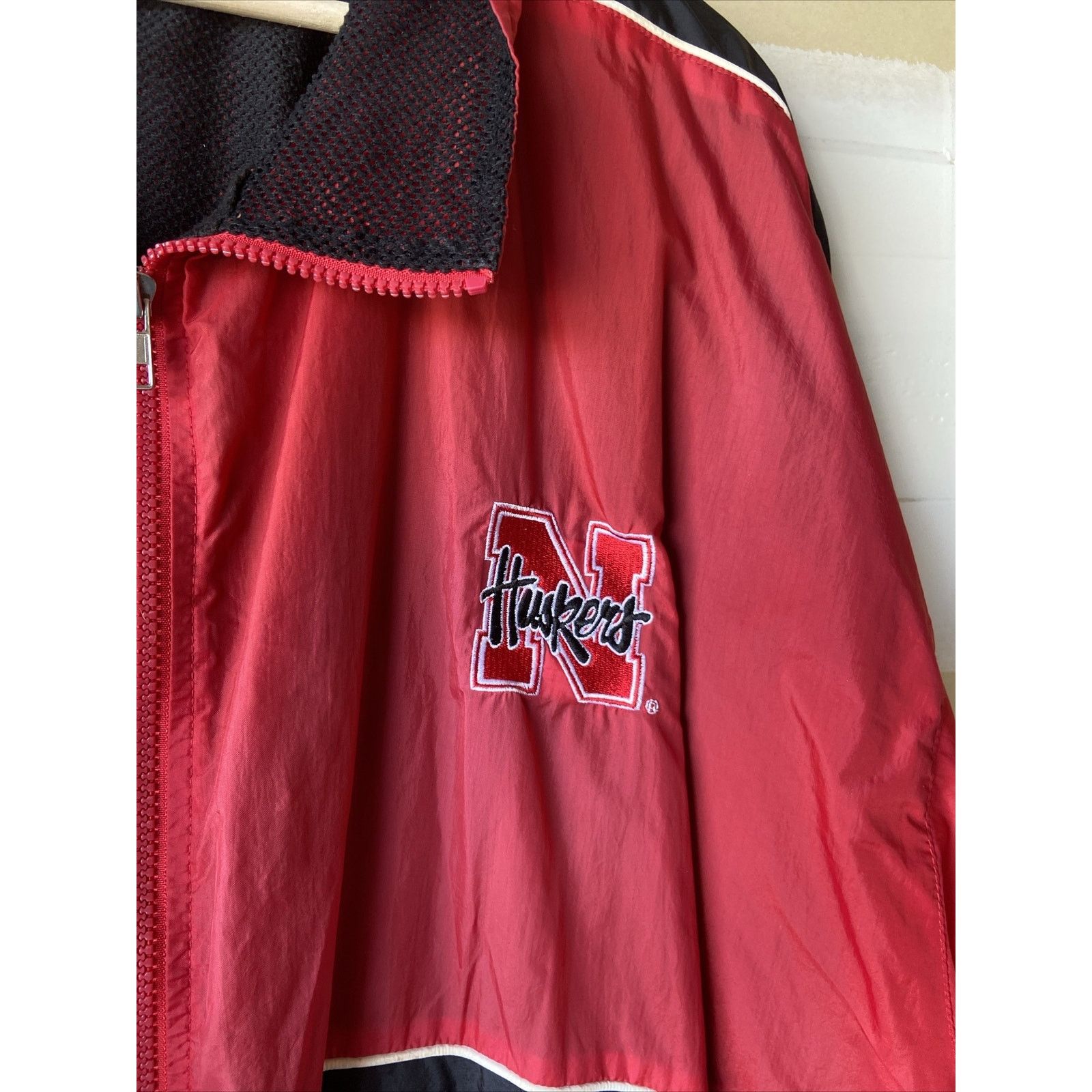 Logo Athletic Nebraska Huskers Logo Athletic Windbreaker Jacket Size 2XL Size US XXL / EU 58 / 5 - 2 Thumbnail