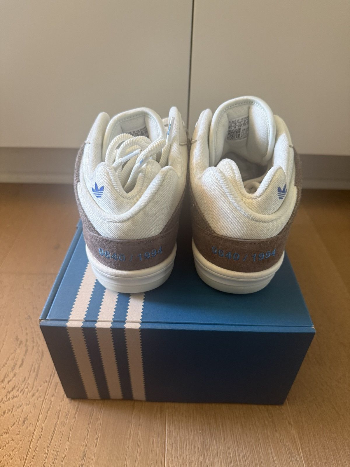 Adidas Adidas Bad Bunny Badbo 1.0 Size 8.5 Mens 0640/1994 In Hand Size US 8.5 / EU 41-42 - 4 Thumbnail