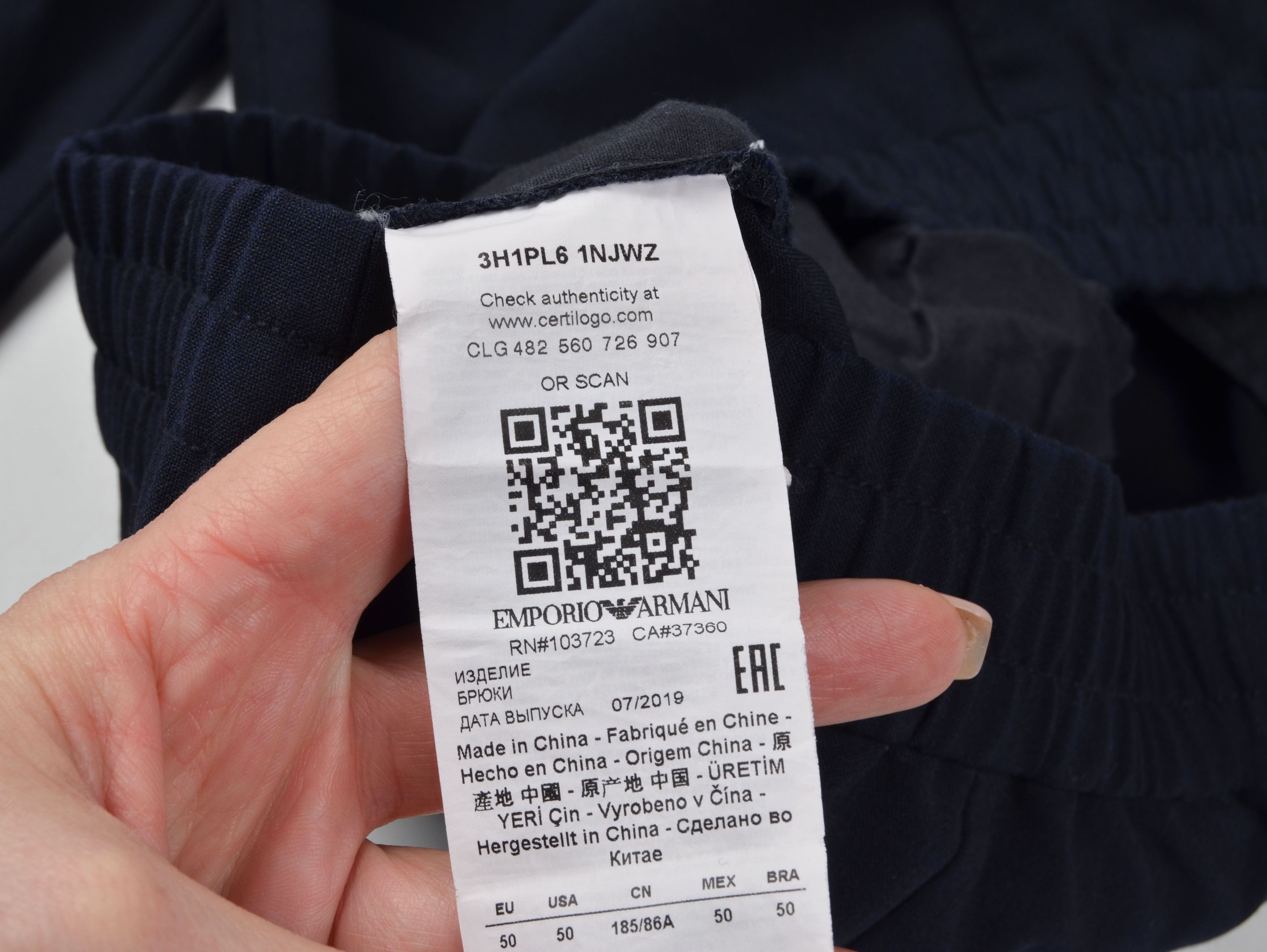 Armani × Emporio Armani Emporio Armani Navy Wool Blend Carrot Fit Trousers Pants Size US 32 / EU 48 - 5 Thumbnail