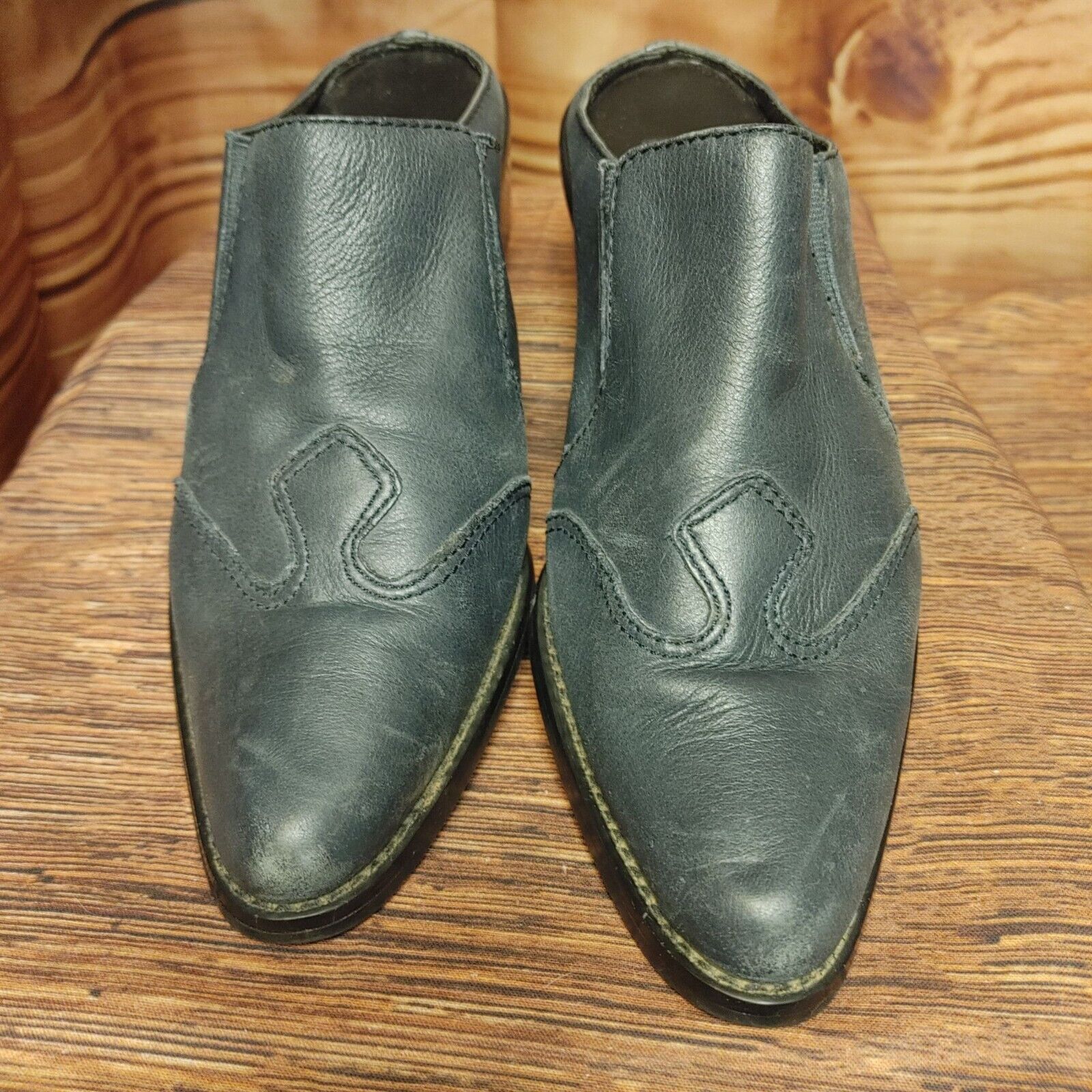 Coldwater Creek Coldwater Creek Women's Black Closed Toe Short Heel Shoes 6. Size US 6.5 / IT 36.5 - 2 Thumbnail