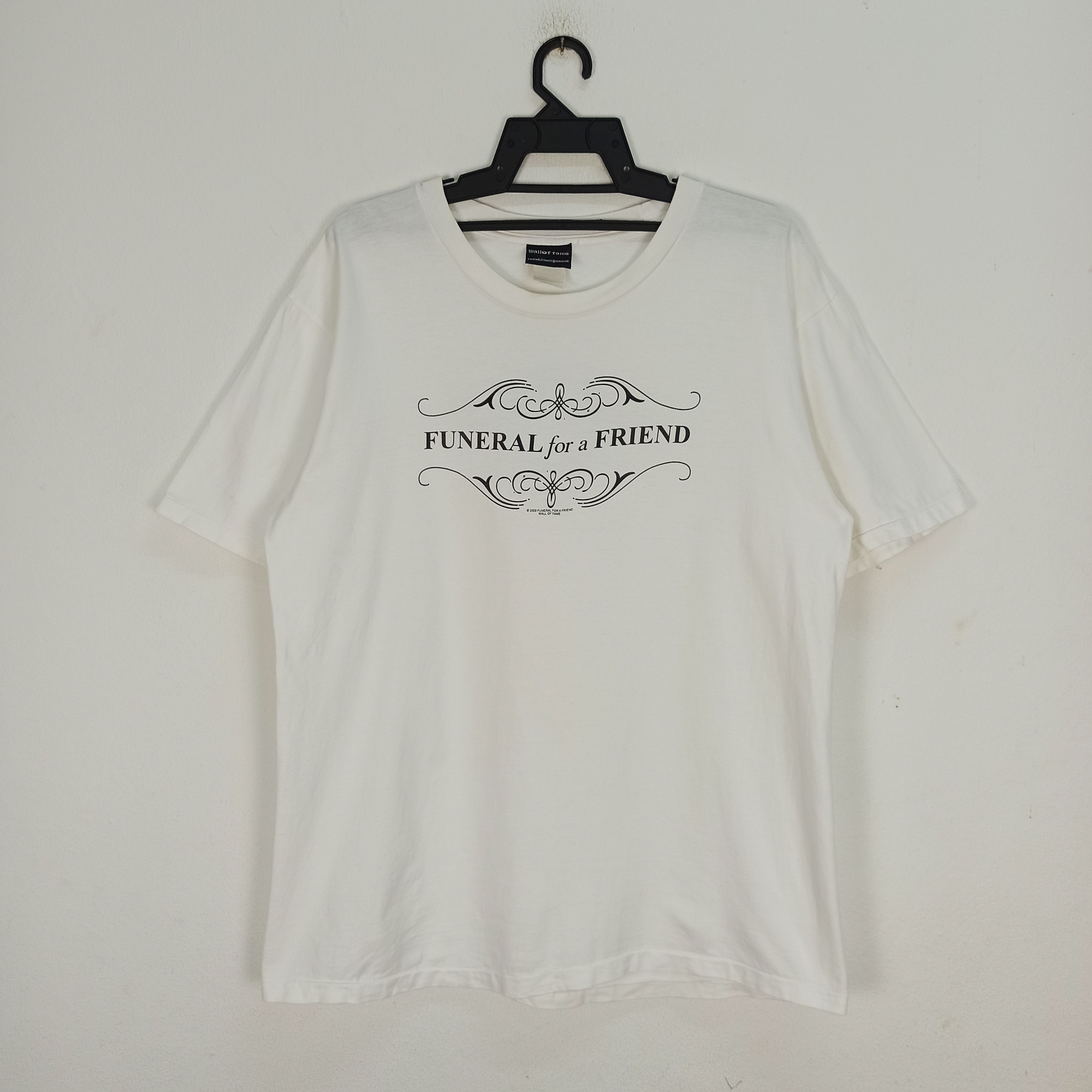 Band Tees Vintage Rock Band Funeral for a friend Tshirt Wall of fame Size US L / EU 52-54 / 3 - 1 Thumbnail
