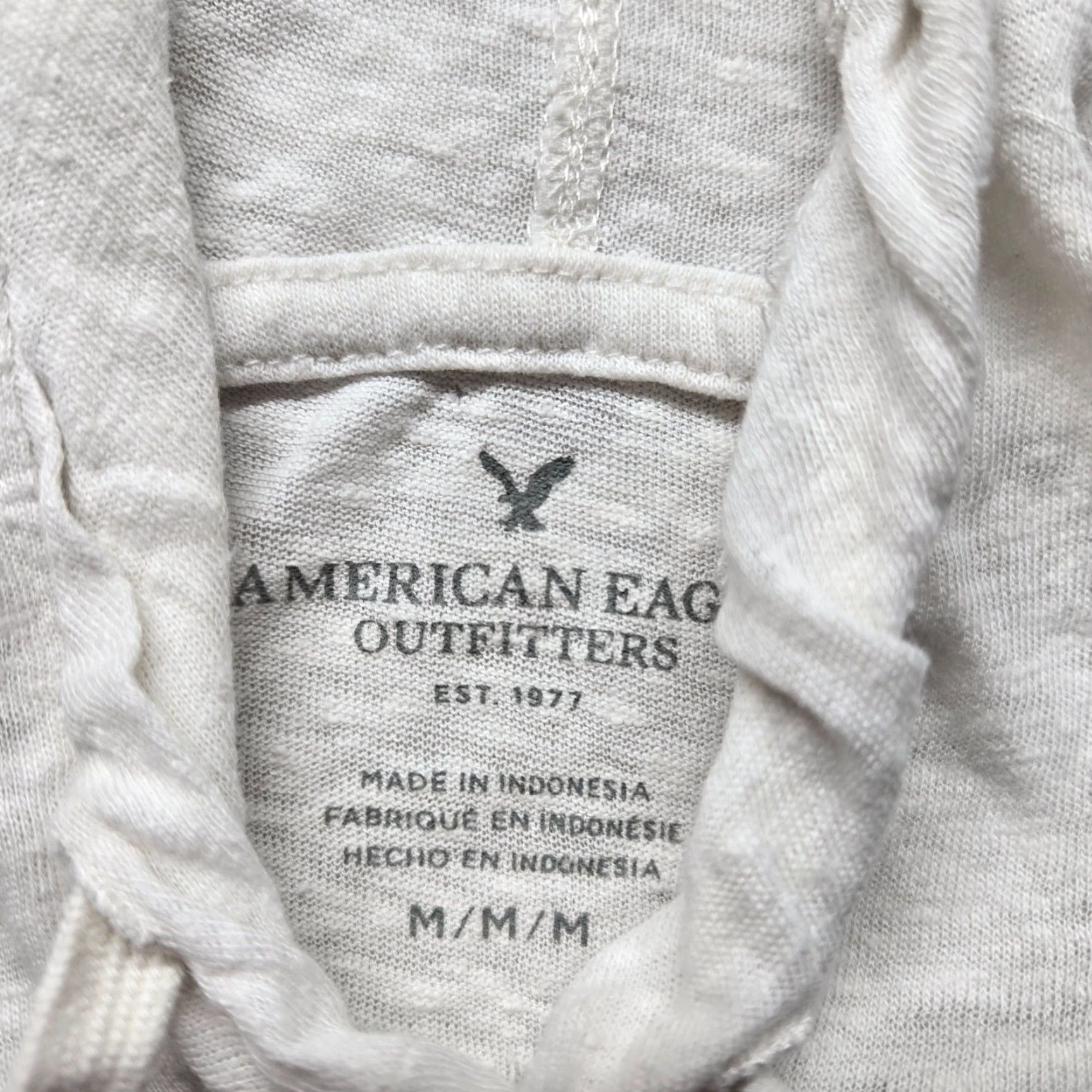 American Eagle Outfitters American Eagle Love White Hooded Tee T-Shirt Long Sleeve Adult Women's M Medium Size M / US 6-8 / IT 42-44 - 3 Thumbnail