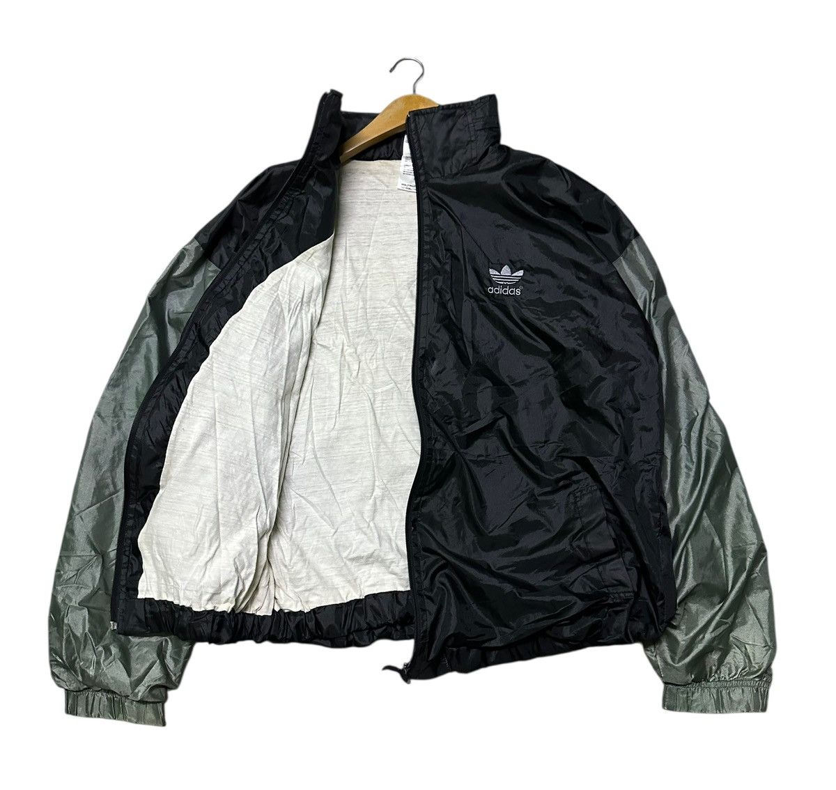 Adidas Vintage 90s Adidas windbreaker jacket Size US L / EU 52-54 / 3 - 2 Thumbnail