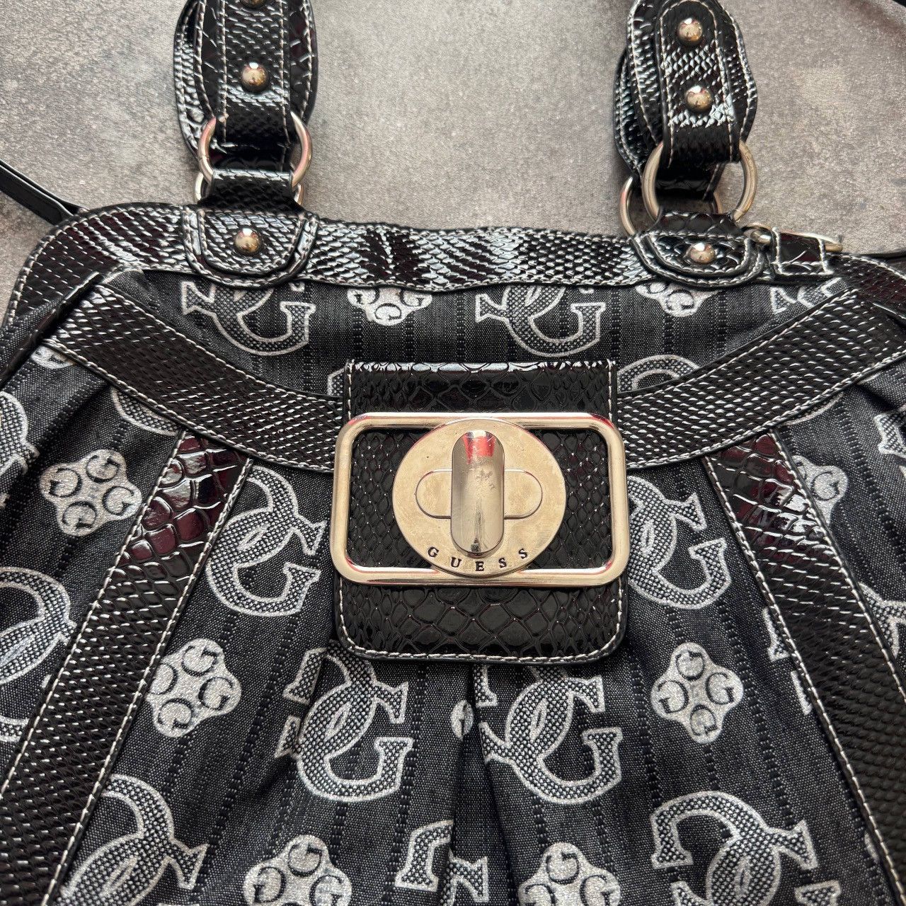 Guess Guess 2000’s Aesthetic Glam Y2K Monogram Shoulder Bag Size ONE SIZE - 4 Thumbnail