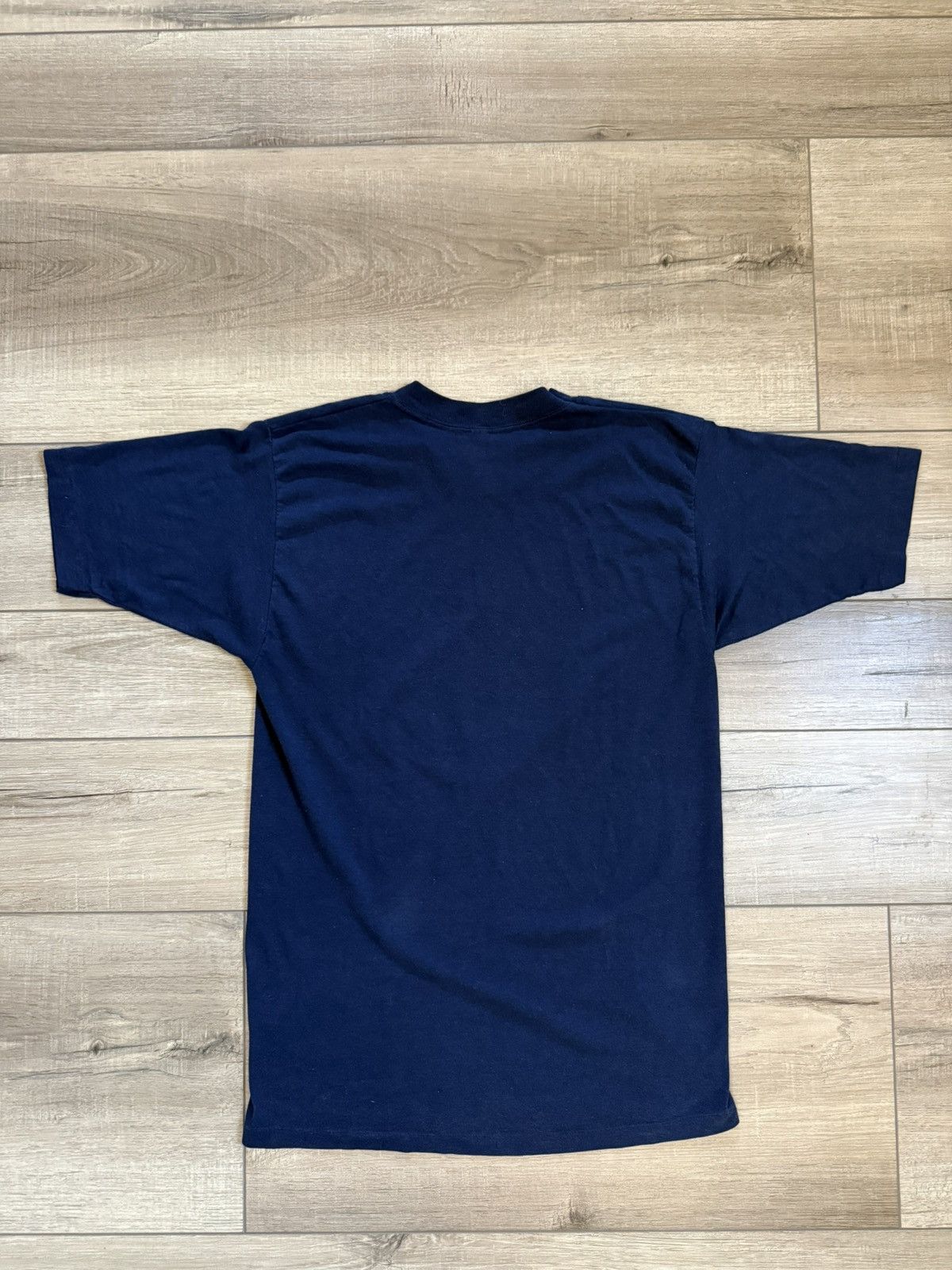 Vintage 1980s William James College T-Shirt Size US M / EU 48-50 / 2 - 4 Thumbnail