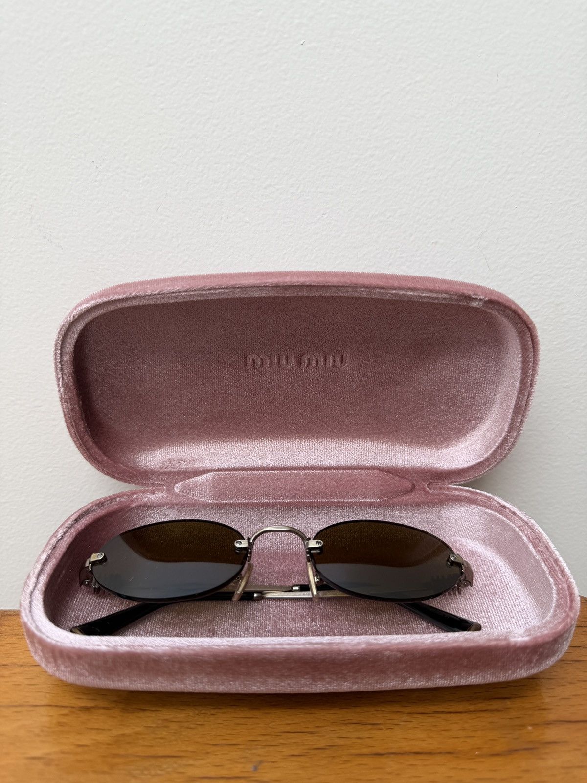 Miu Miu MIU MIU Logo Sunglasses Size ONE SIZE - 1 Thumbnail
