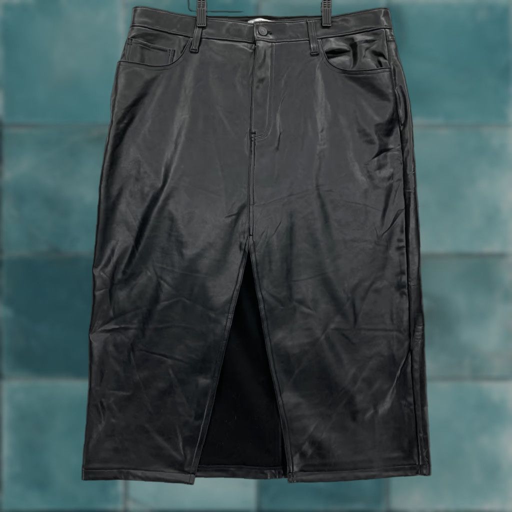 Abercrombie & Fitch Abercrombie & Fitch Skirt Womens 33 Black Faux Leather High Waist Midi Split NWT Size 24" / US 00 / IT 34 - 1 Thumbnail