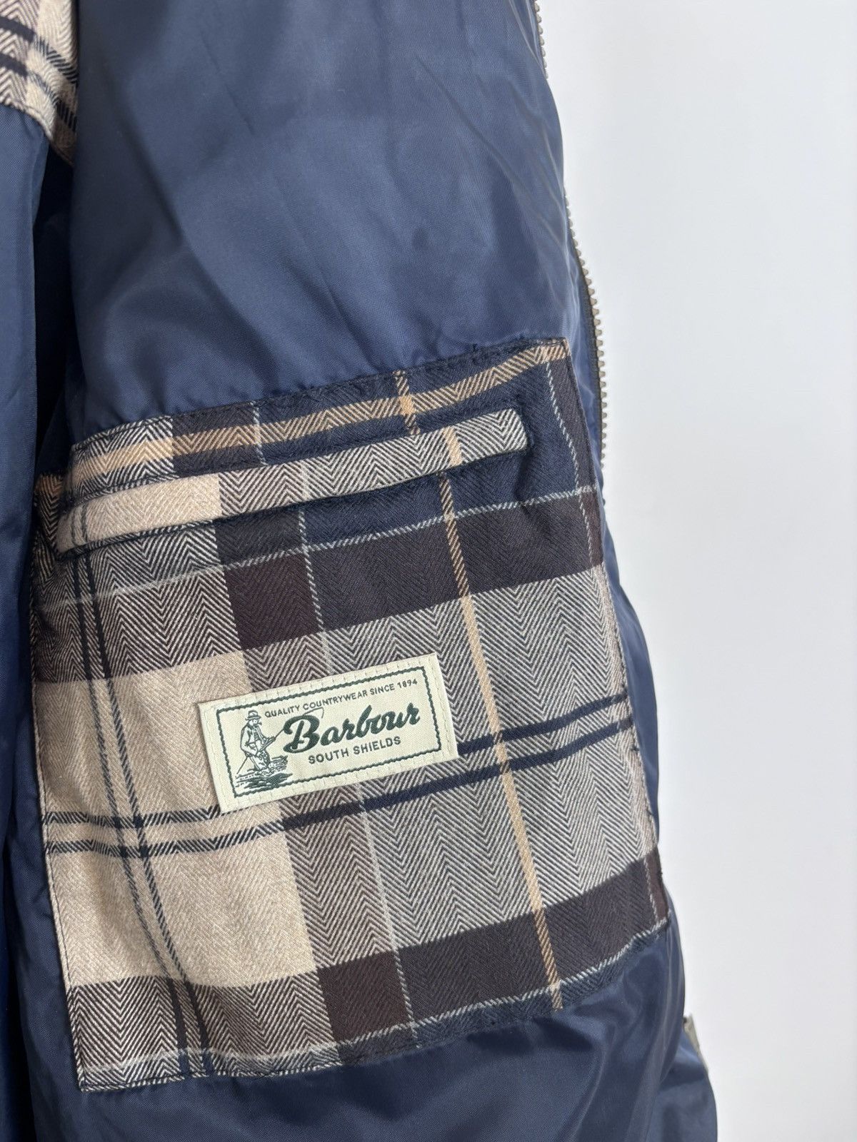 Barbour Barbour Men’s Waterproof Shoveler Quilted Jacket Navy Coat Size US L / EU 52-54 / 3 - 15 Thumbnail