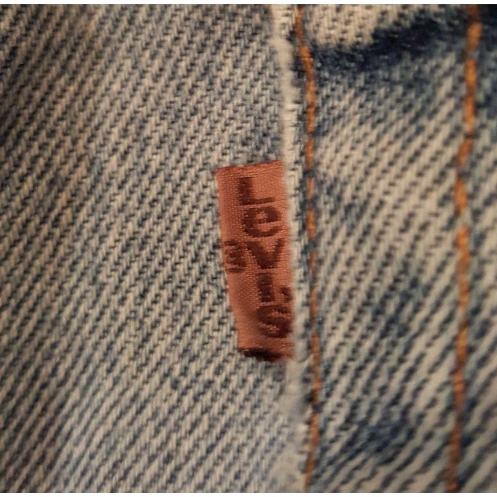 Levi's VINTAGE Levi's Loose Fit Faded Grunge Men's Size 38x29 Tapered Rock Jeans Size US 38 / EU 54 - 2 Thumbnail