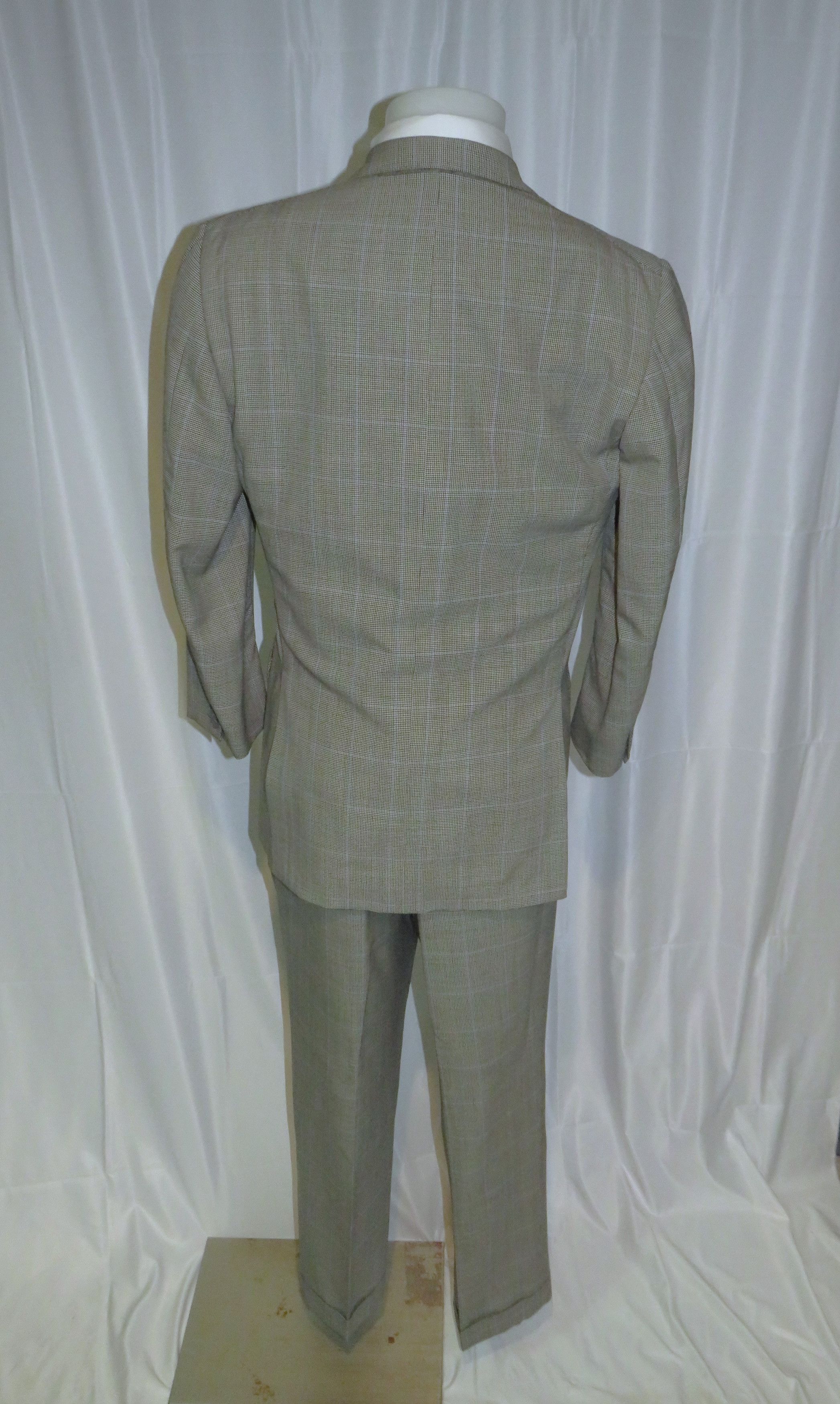 Alan Flusser Gray Houndstooth Overplaid Two Button Suit 40R Size 40L - 2 Thumbnail