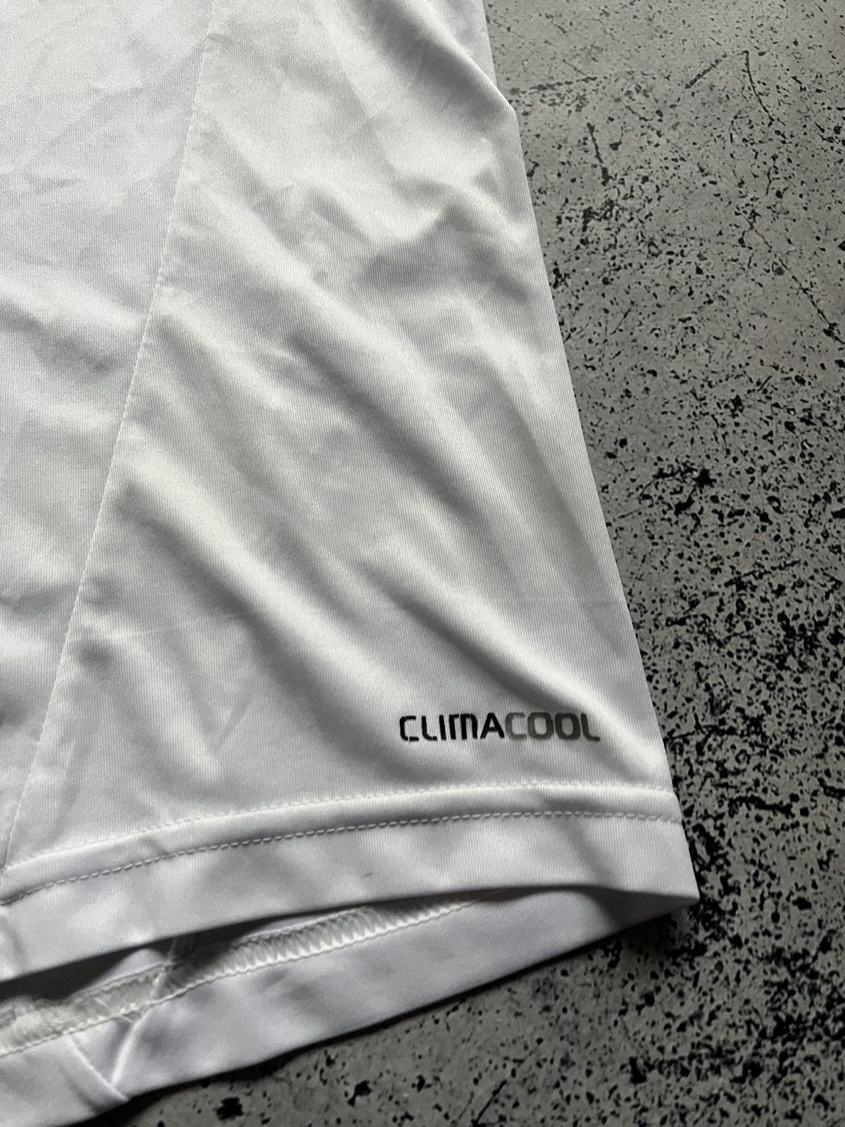 Vintage MULLER Adidas Germany 2011 Soccer Jersey Football Tee Y2K Size US L / EU 52-54 / 3 - 5 Thumbnail