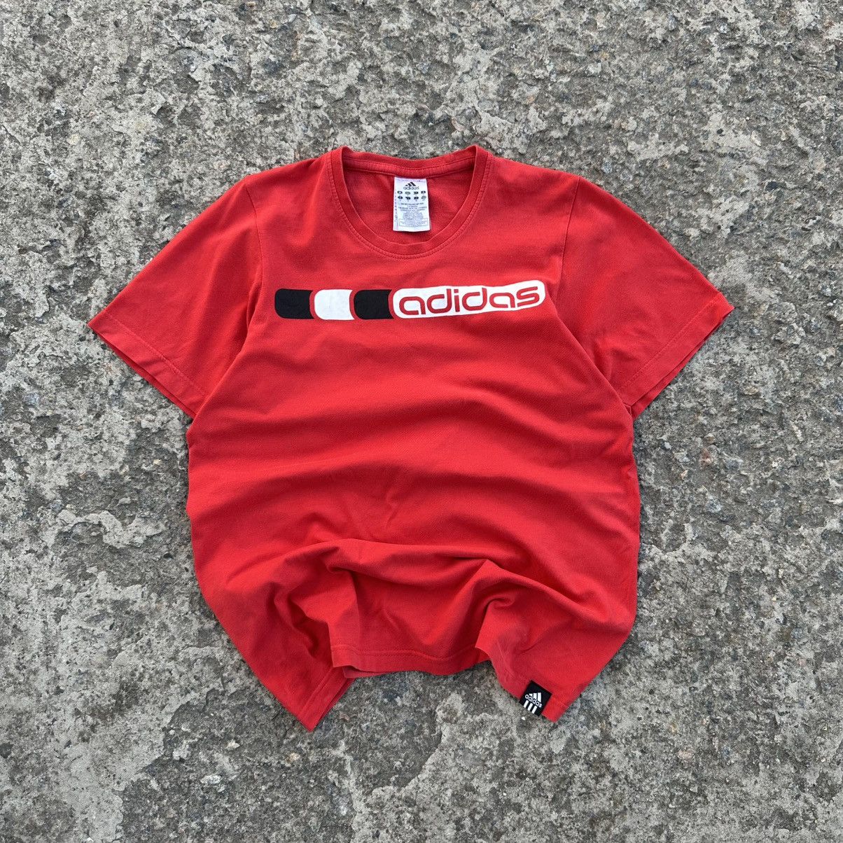 Adidas Vintage Japanese Style Adidas T-shirt Big Logo Y2K 00s Size US S / EU 44-46 / 1 - 1 Thumbnail