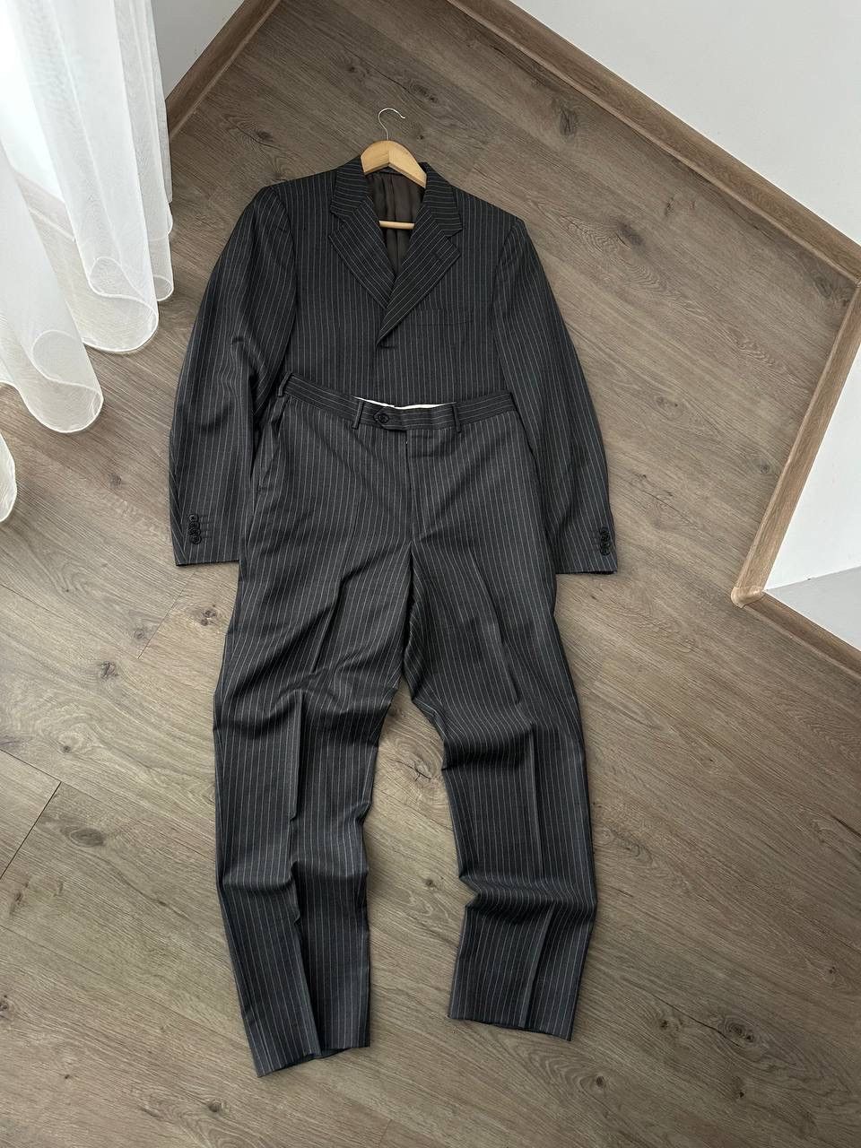 Corneliani × Vintage Vintage Corneliani Lana Extrafine Gray Striped 48R Suit Size 48R - 5 Thumbnail