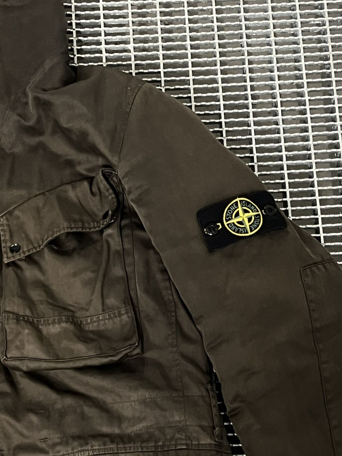 Stone Island Stone Island Raso Gommato Jacket Size Medium Vintage Size US M / EU 48-50 / 2 - 2 Thumbnail