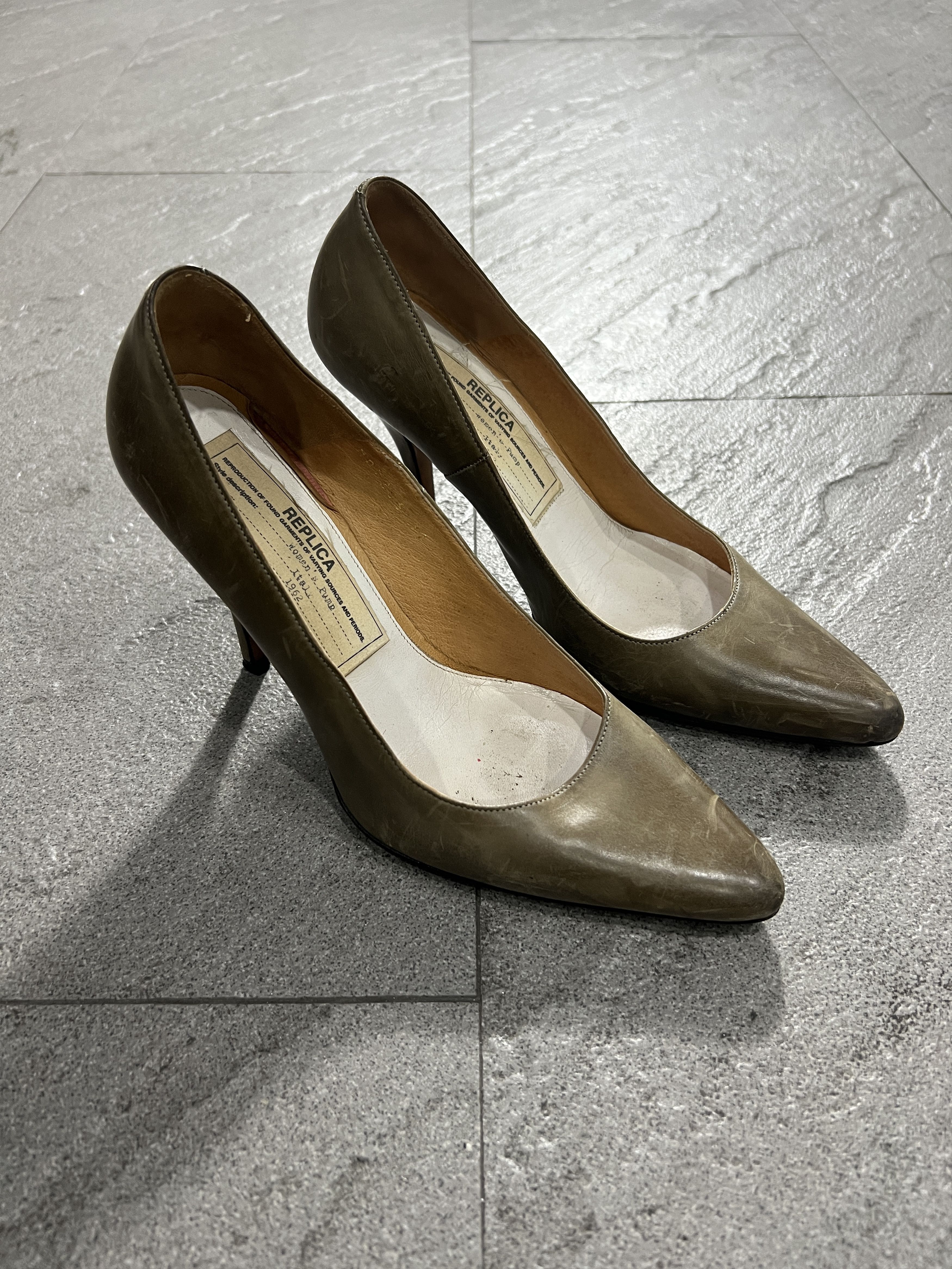 Maison Margiela 22 Replica Leather Pumps Olive Brown EU37